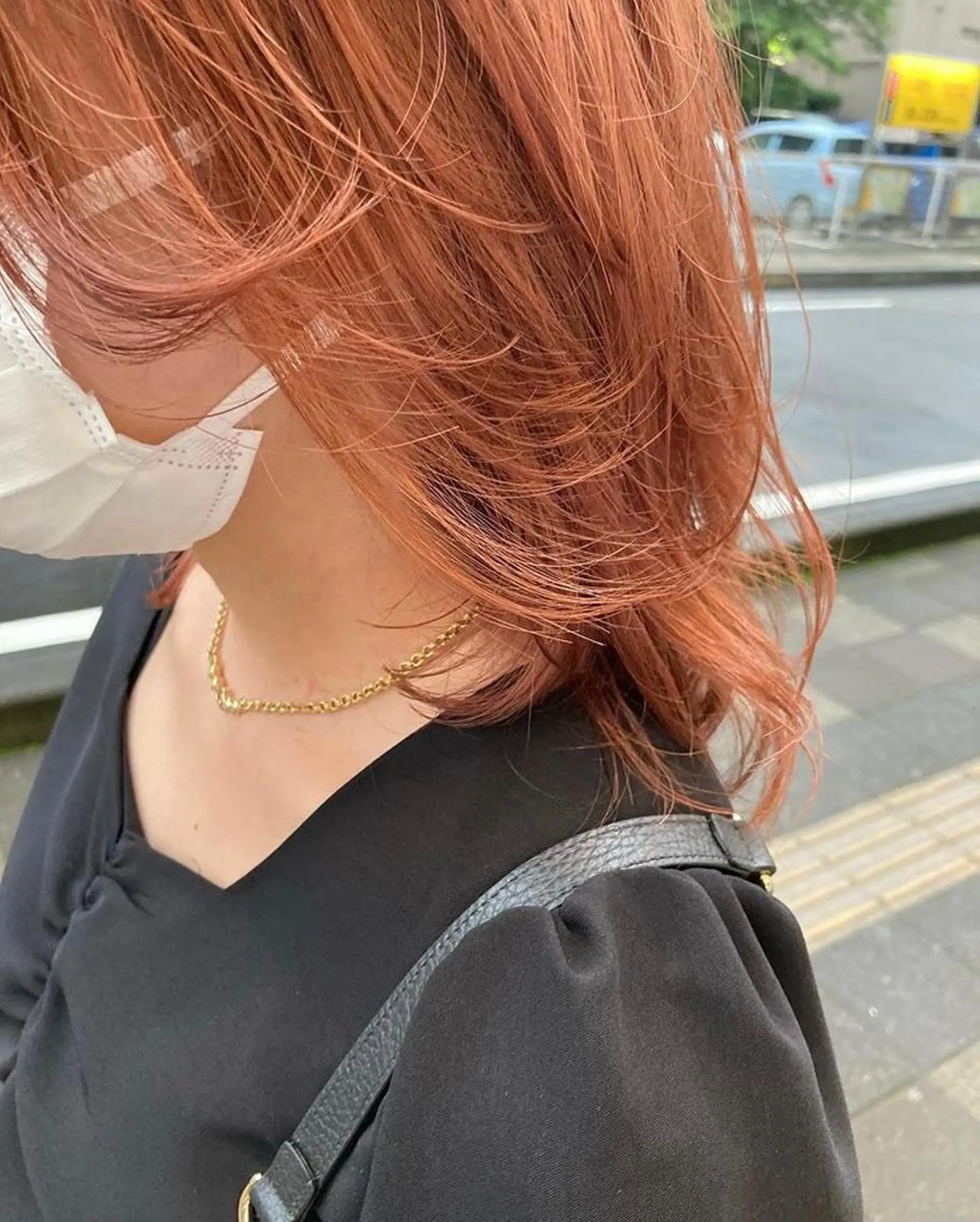 ミディアム W所属・小林 朋花のヘアスタイル