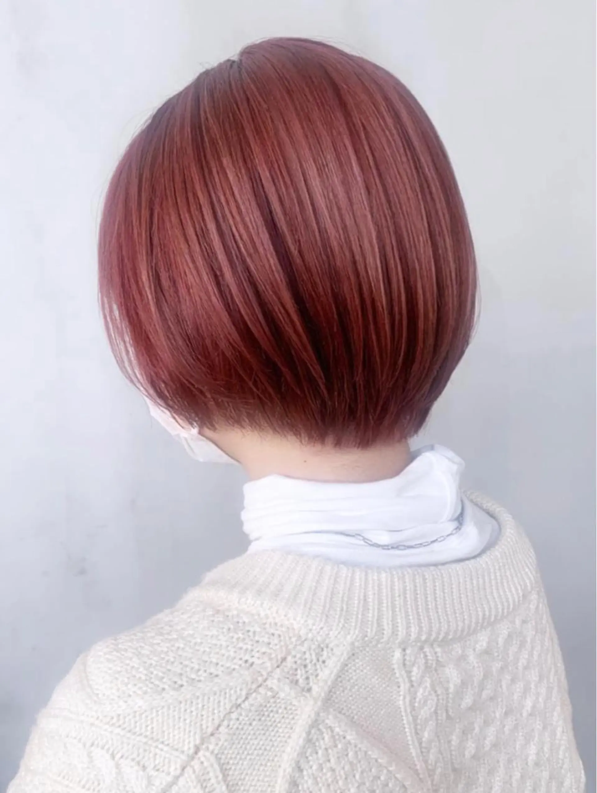 ショート カラー レッドカラー LAFRE （ラフリ）所属・ケアブリーチ 黒瀬有汰のヘアスタイル