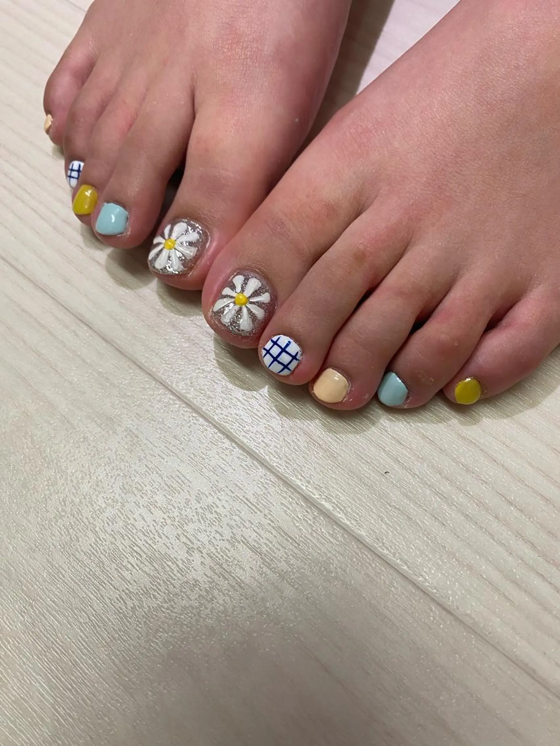 ネイル Laki nailのネイルデザイン