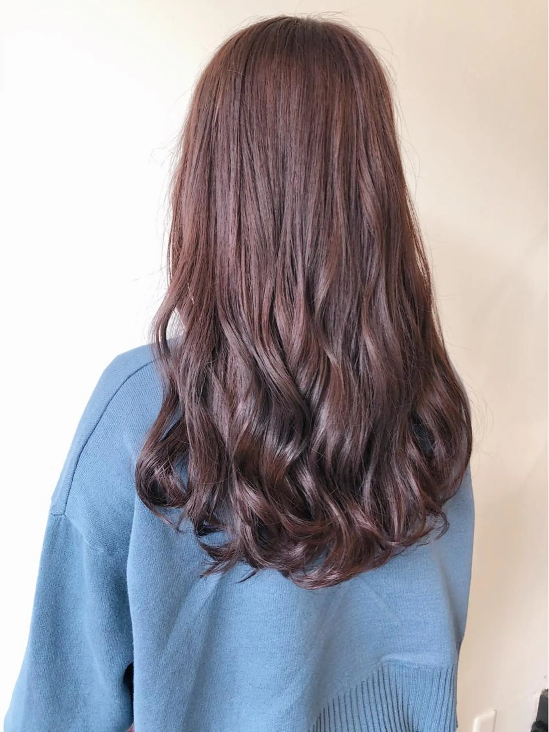 セミロング カラー 安藤 佑衣のヘアスタイル