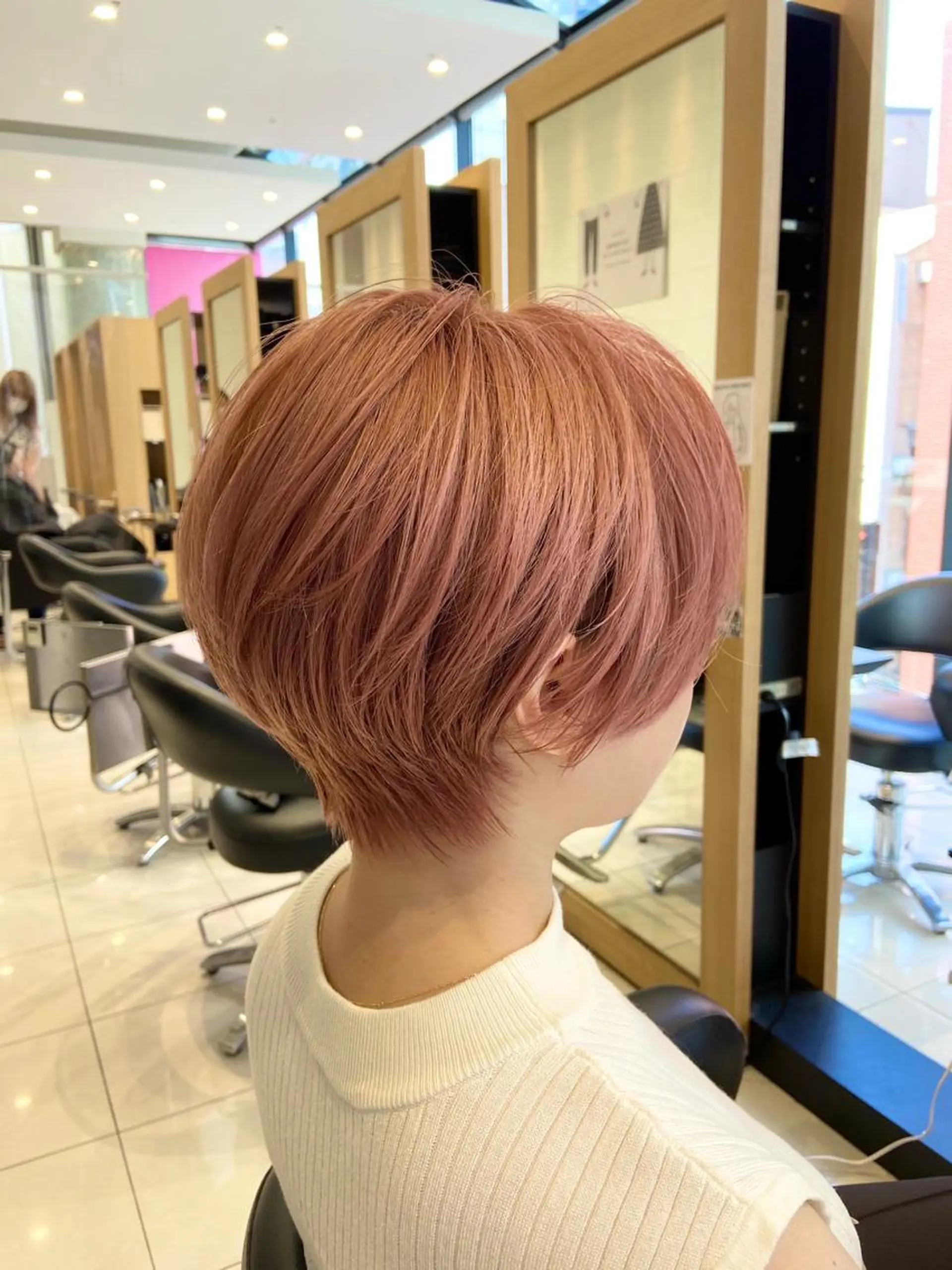 ショート ショート白髪染め無料 ／河瀬謙介のヘアスタイル