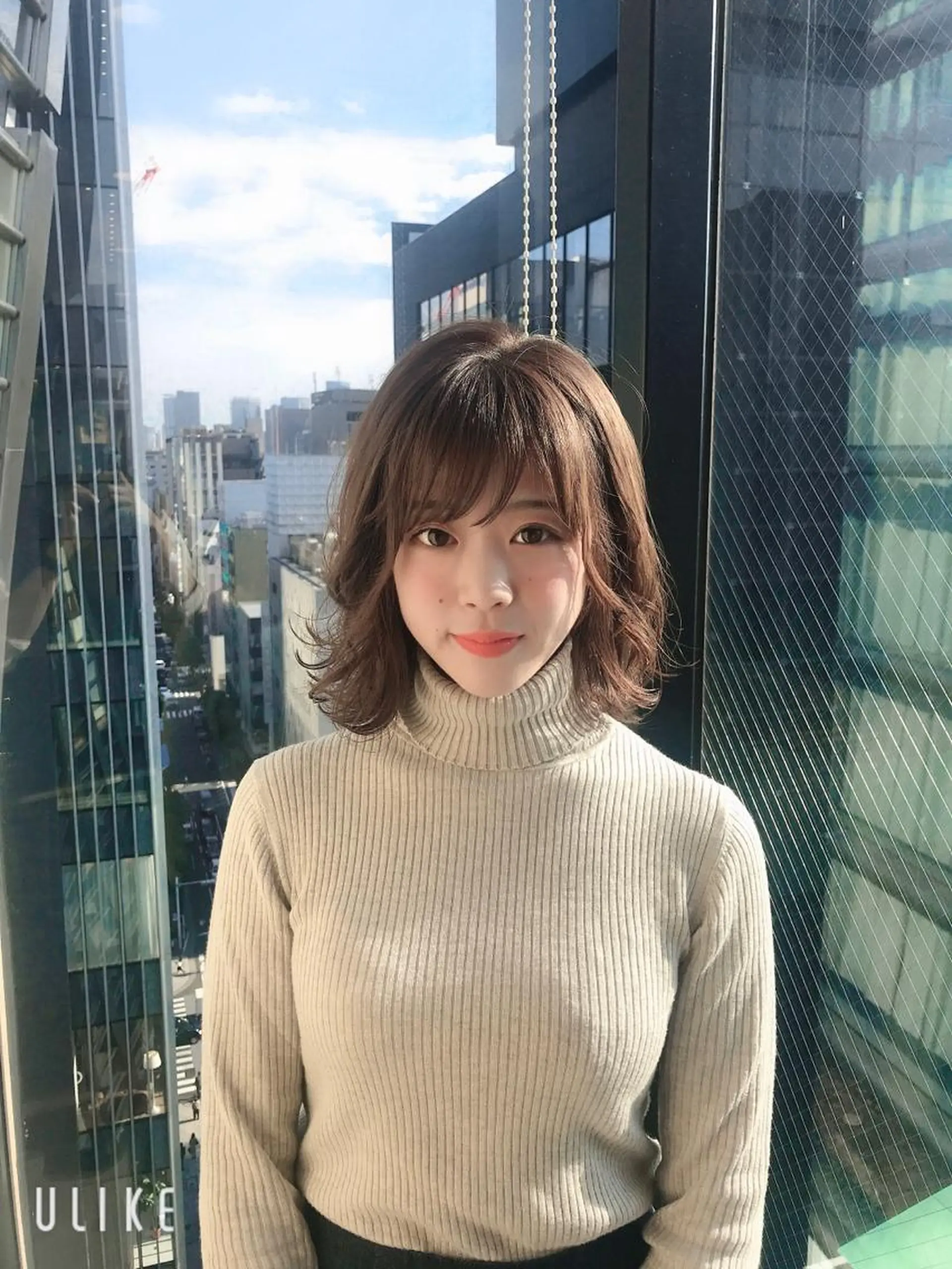 ショート カラー 伊奈 航平のヘアスタイル