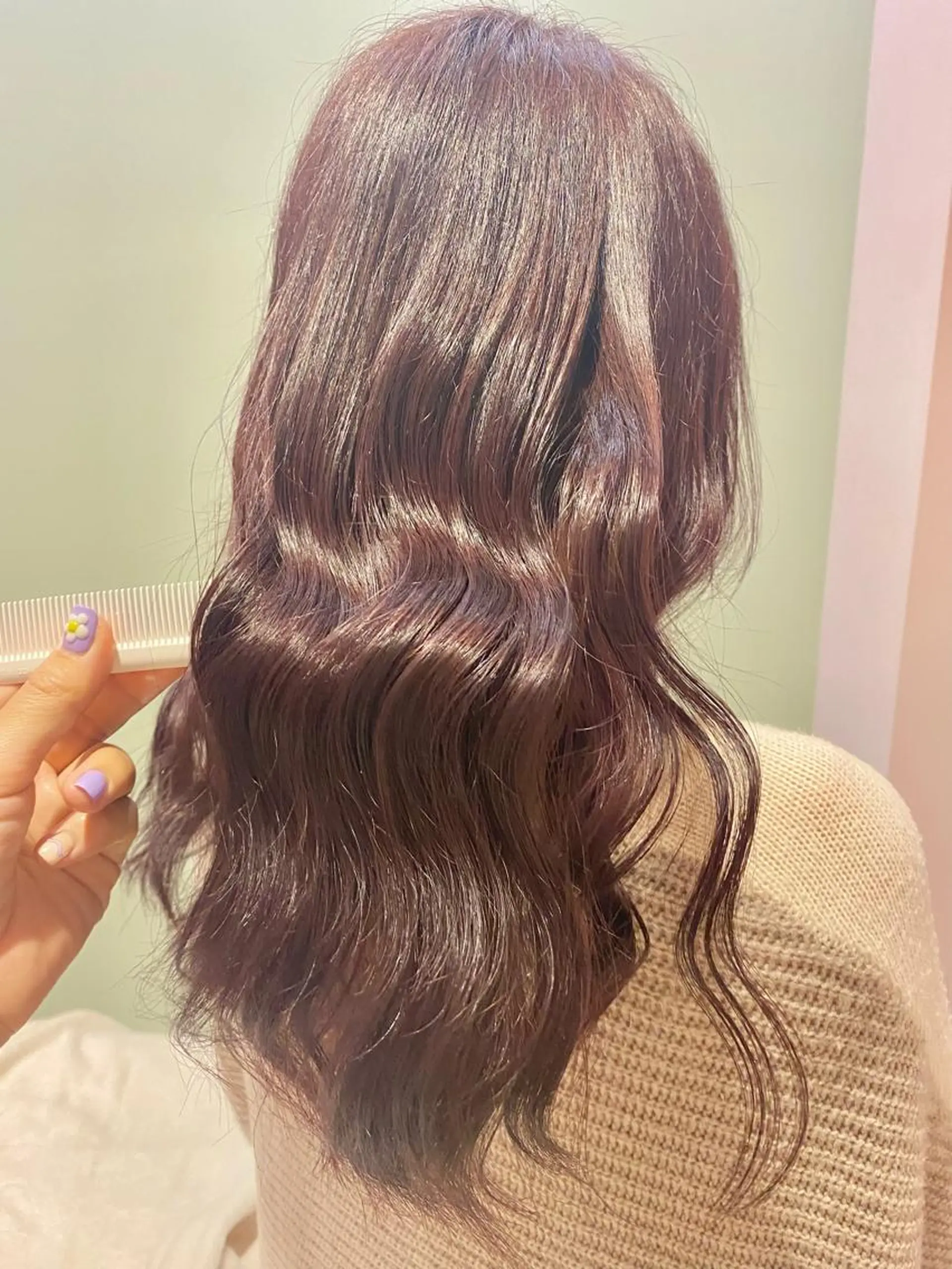 ロング カラー ピンクカラー レッドカラー カット ヘアカラー miku/ 透明感カラーのヘアスタイル