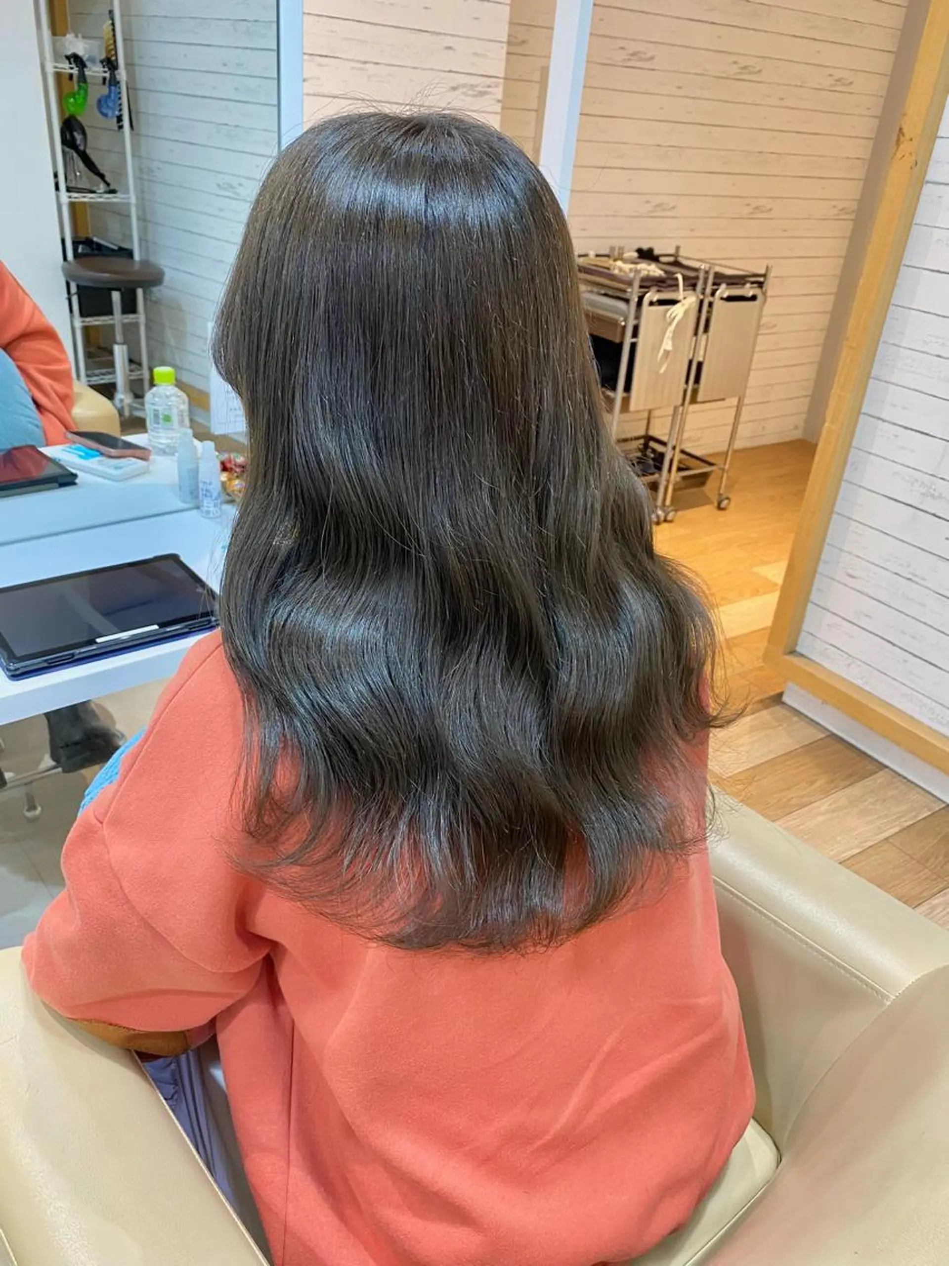 セミロング ヘアカラー トリートメント 荒木 たけるのヘアスタイル