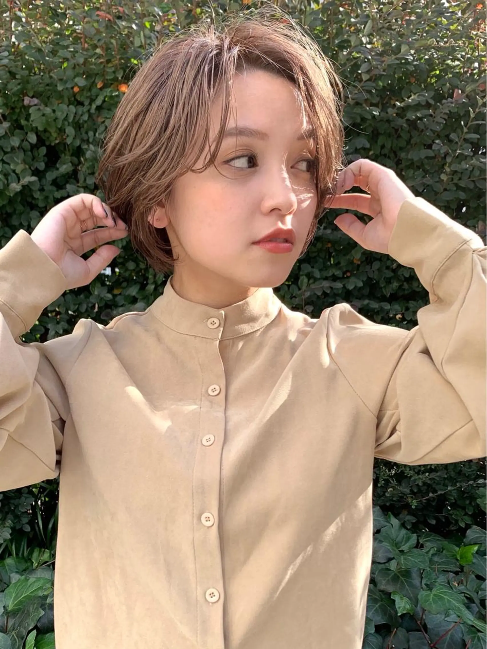 ショート カラー ベージュカラー ブリーチ グラデーションカラー ハイトーンカラー kibito所属・大西 真人🪴のヘアスタイル