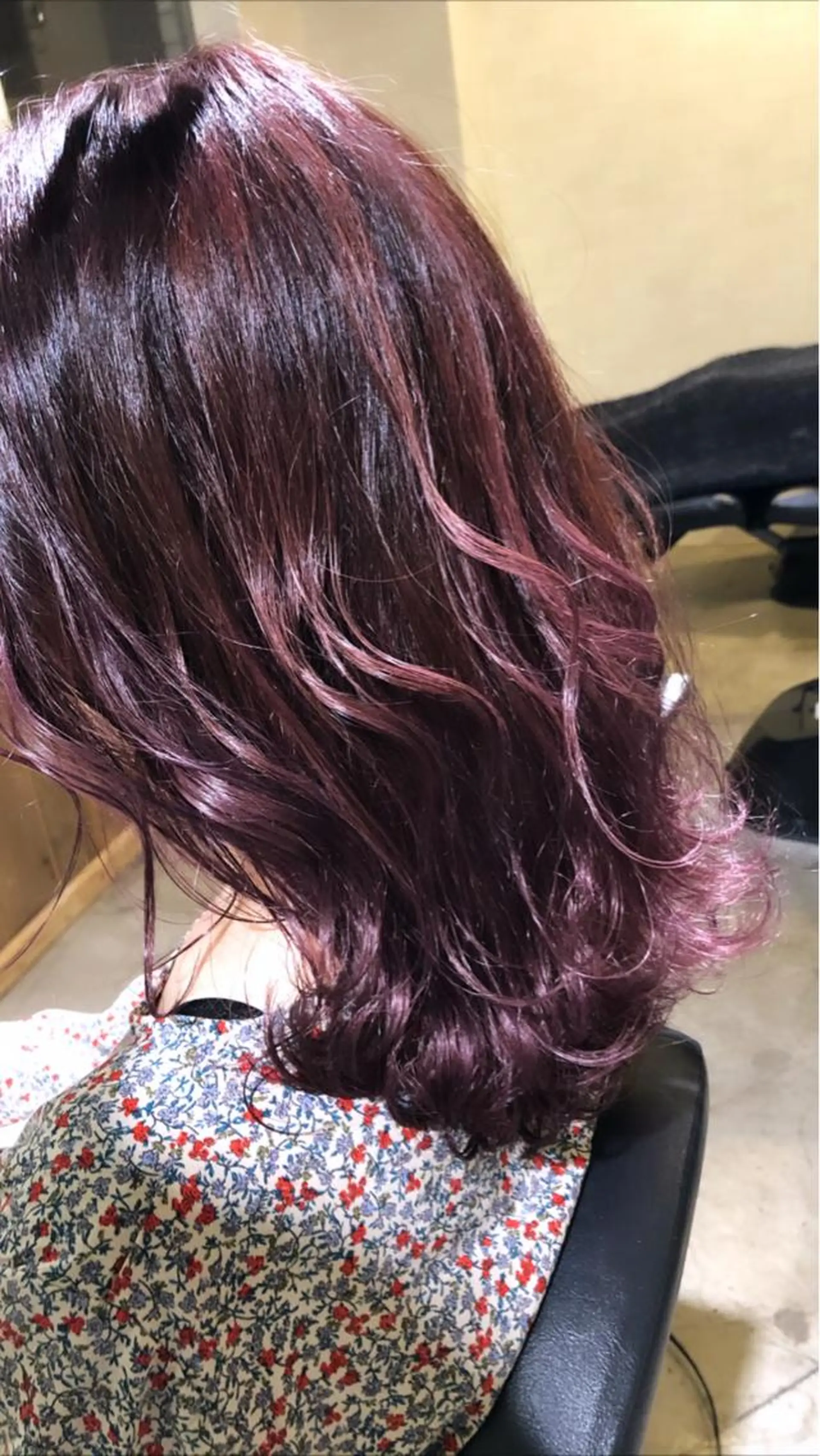 ミディアム カラー ピンクカラー バイオレットカラー 舘野 太嘉宏のヘアスタイル