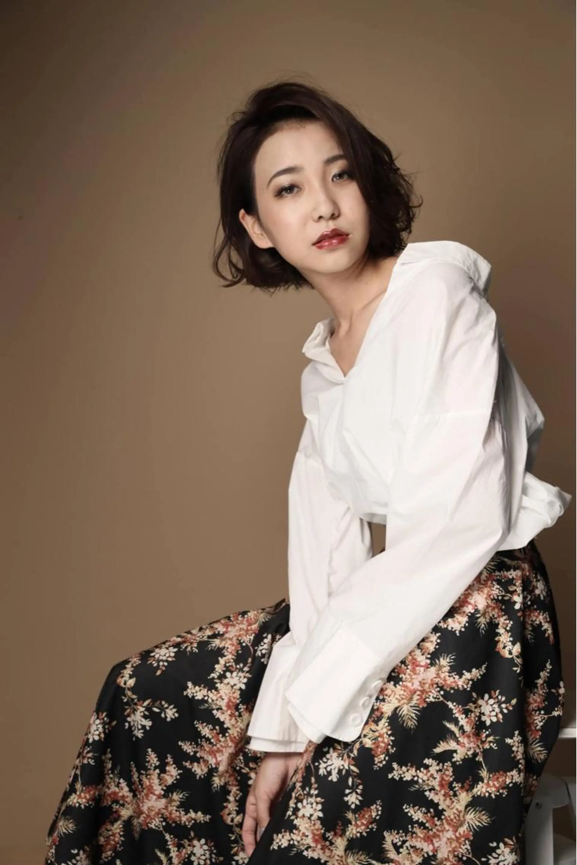 ショート カラー パーマ 小顔カット✨ 透明感カラーのヘアスタイル