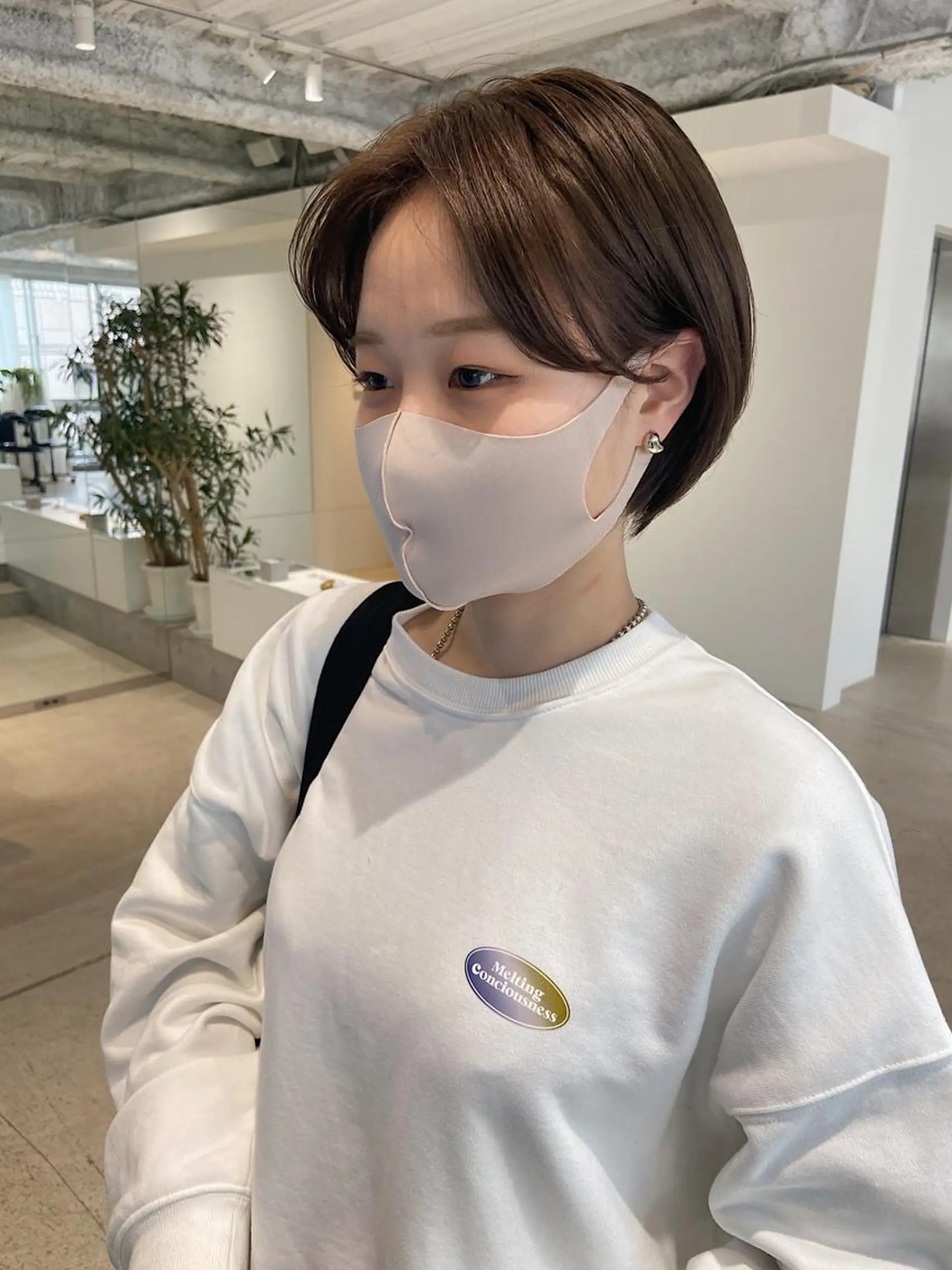 ショート カラー 透明感カラー グレージュ ヘアカラー STAN WOOD所属・似合わせcut 🔥yutakaのヘアスタイル