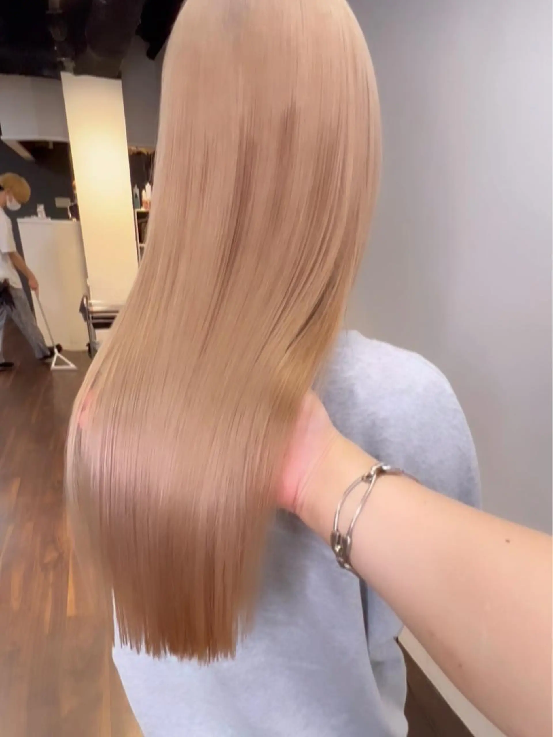 ロング カラー ブリーチ ケアブリーチ ダブルカラー ハイトーンカラー イルミナカラー カット ヘアカラー トリートメント ヘアセット 🧡色落ちまで2度綺 麗なカラー🧡ヨシキのヘアスタイル