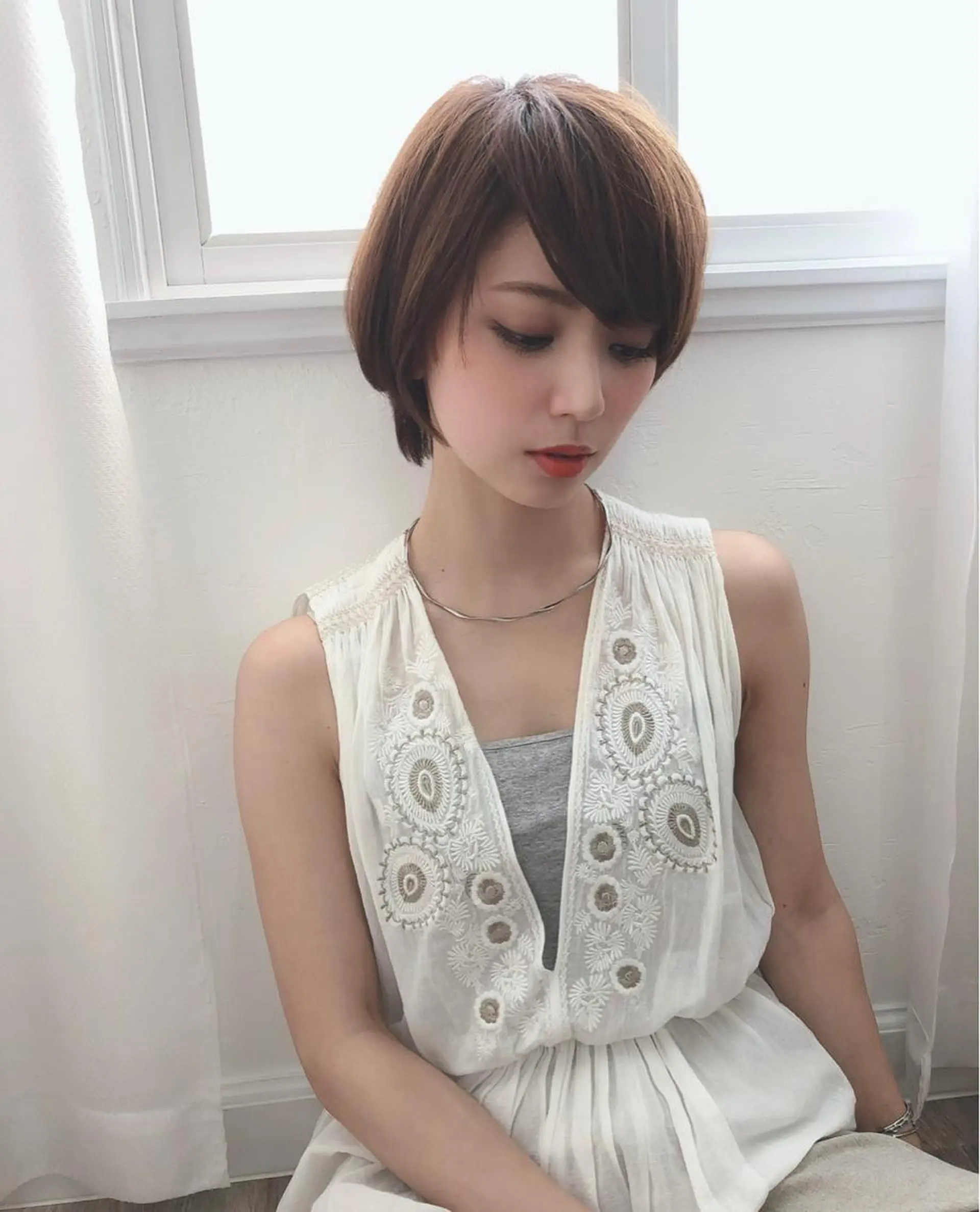 ショート カラー リルウヘアー 天王寺のヘアスタイル