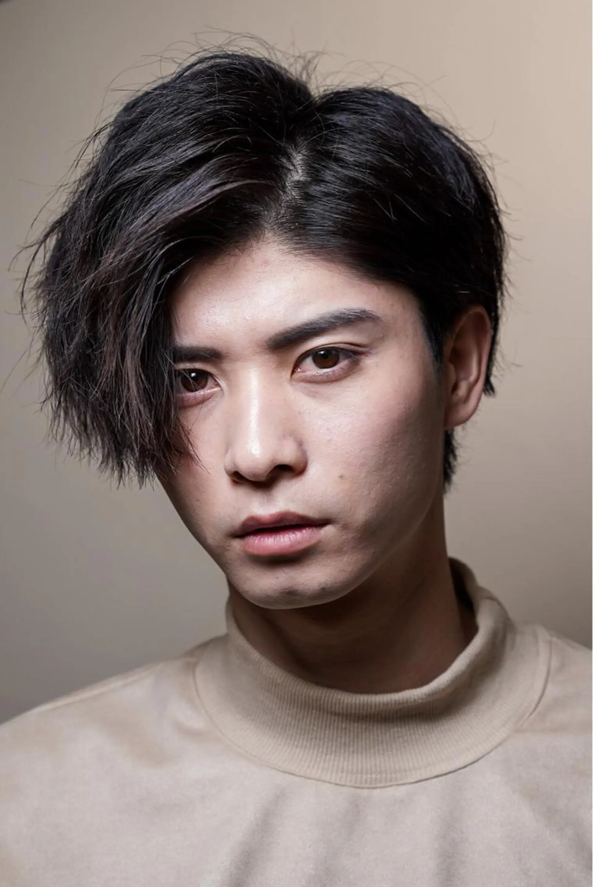 ミディアム パーマ ヘアアレンジ メンズ センターパート 撮影モデル 新宿メンズNo.1 代表:中野拓也のヘアスタイル