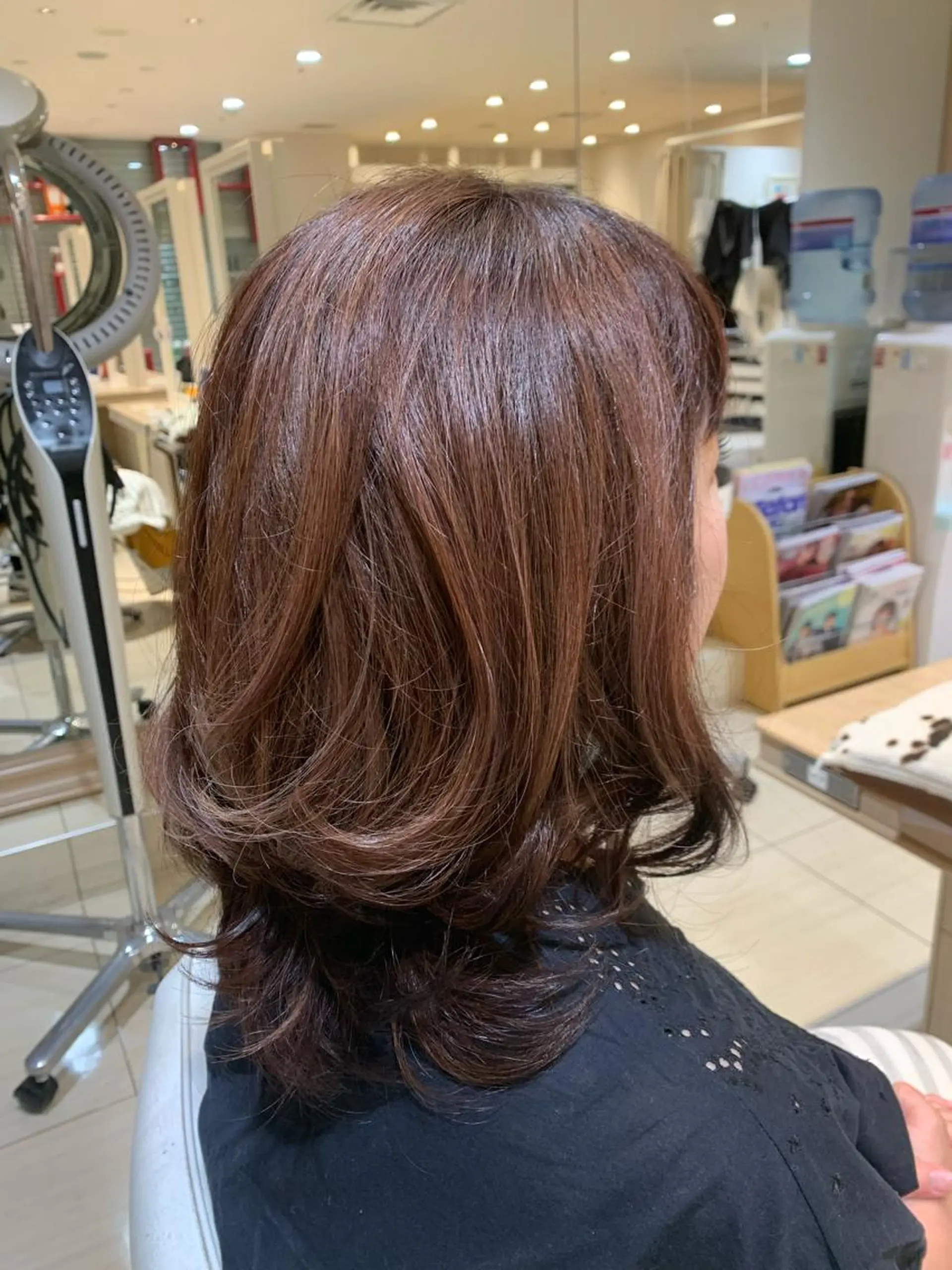 セミロング lore 金杉悠作のヘアスタイル