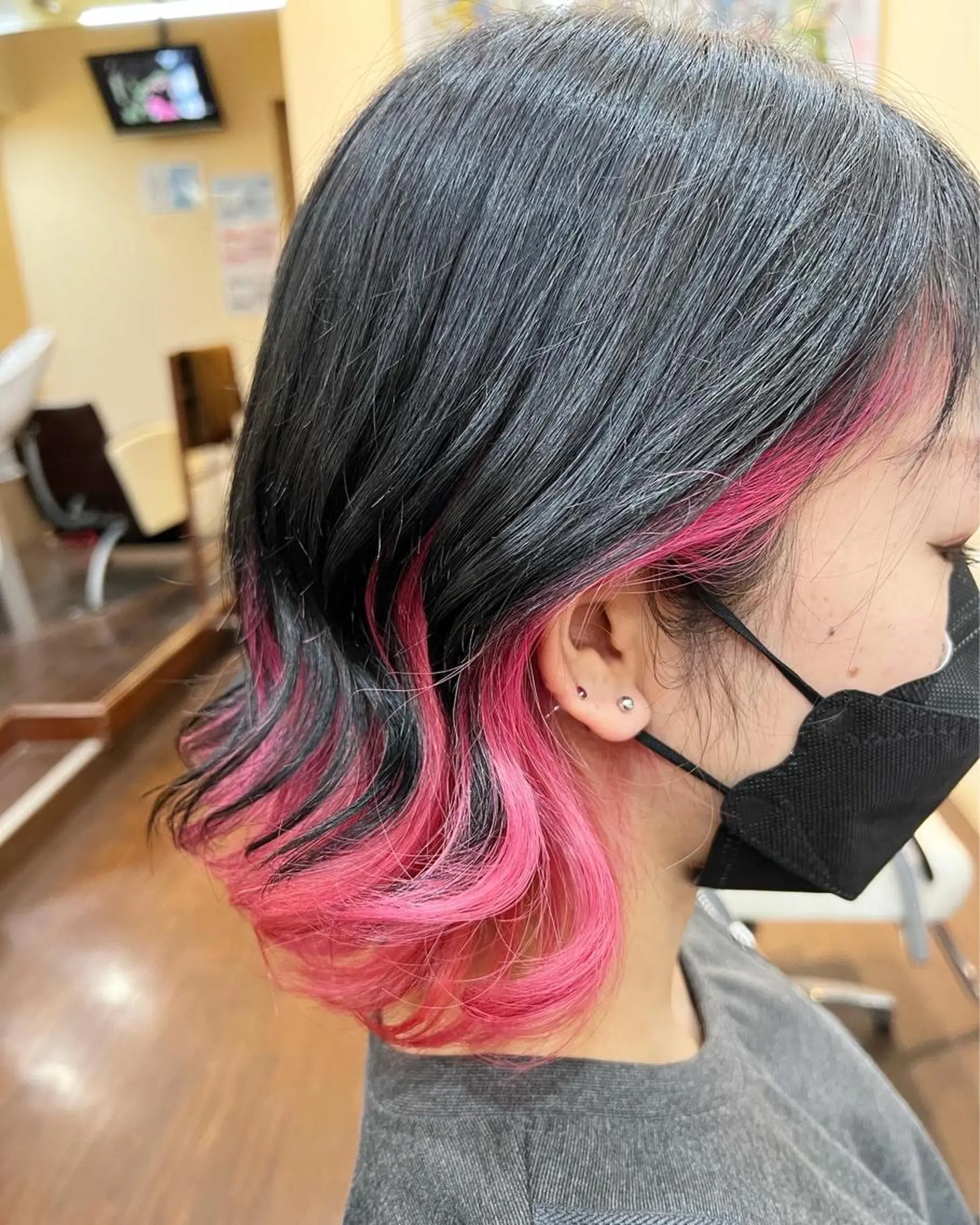 ミディアム カラー ピンクカラー ヘアカラー まさき✂︎ブリーチ／ デザインカラーのヘアスタイル