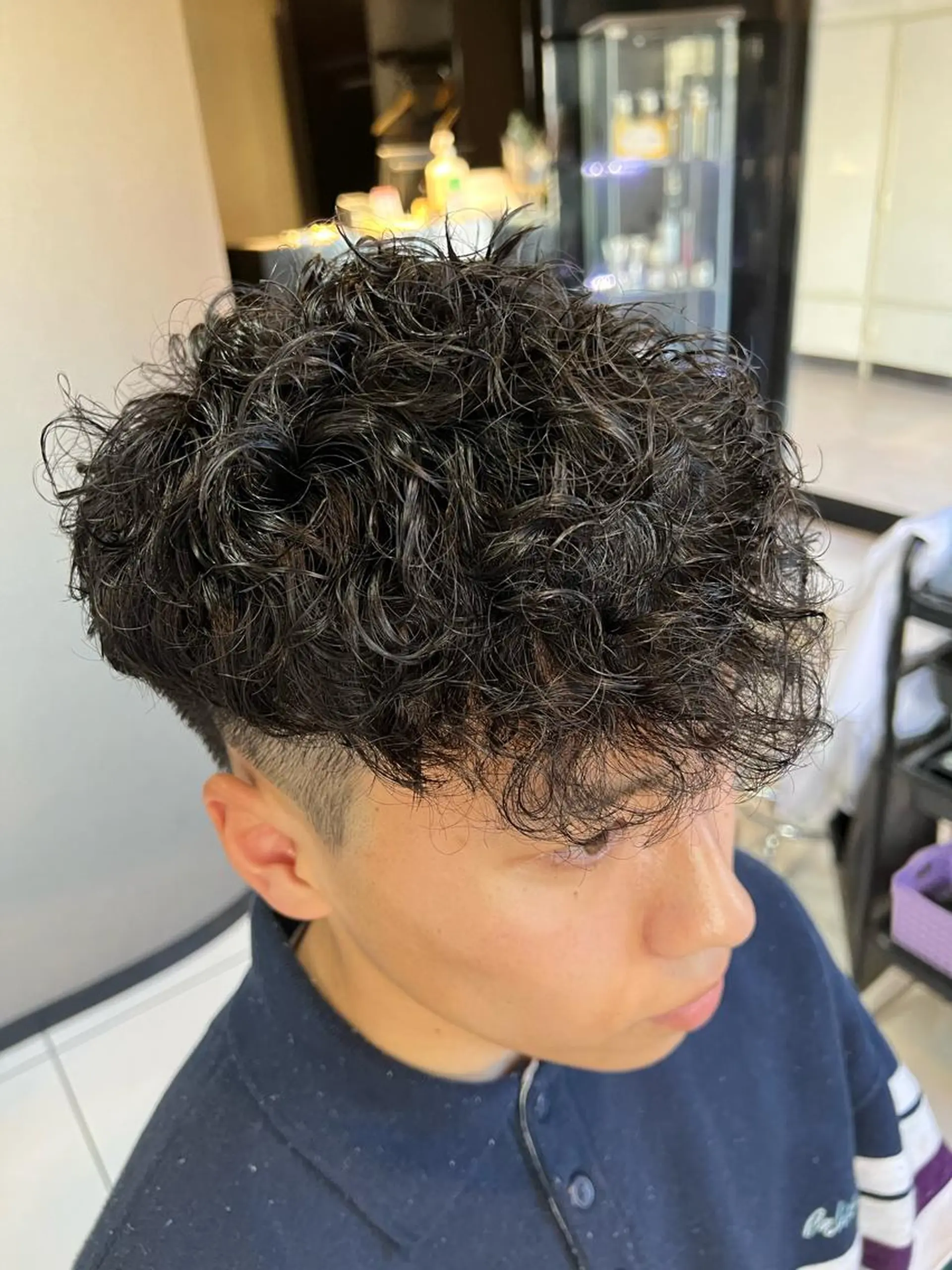 パーマ メンズ センターパート フェードカット カルマパーマ マッシュ メンズパーマ パーマ特化美容師 茂木広幸のヘアスタイル