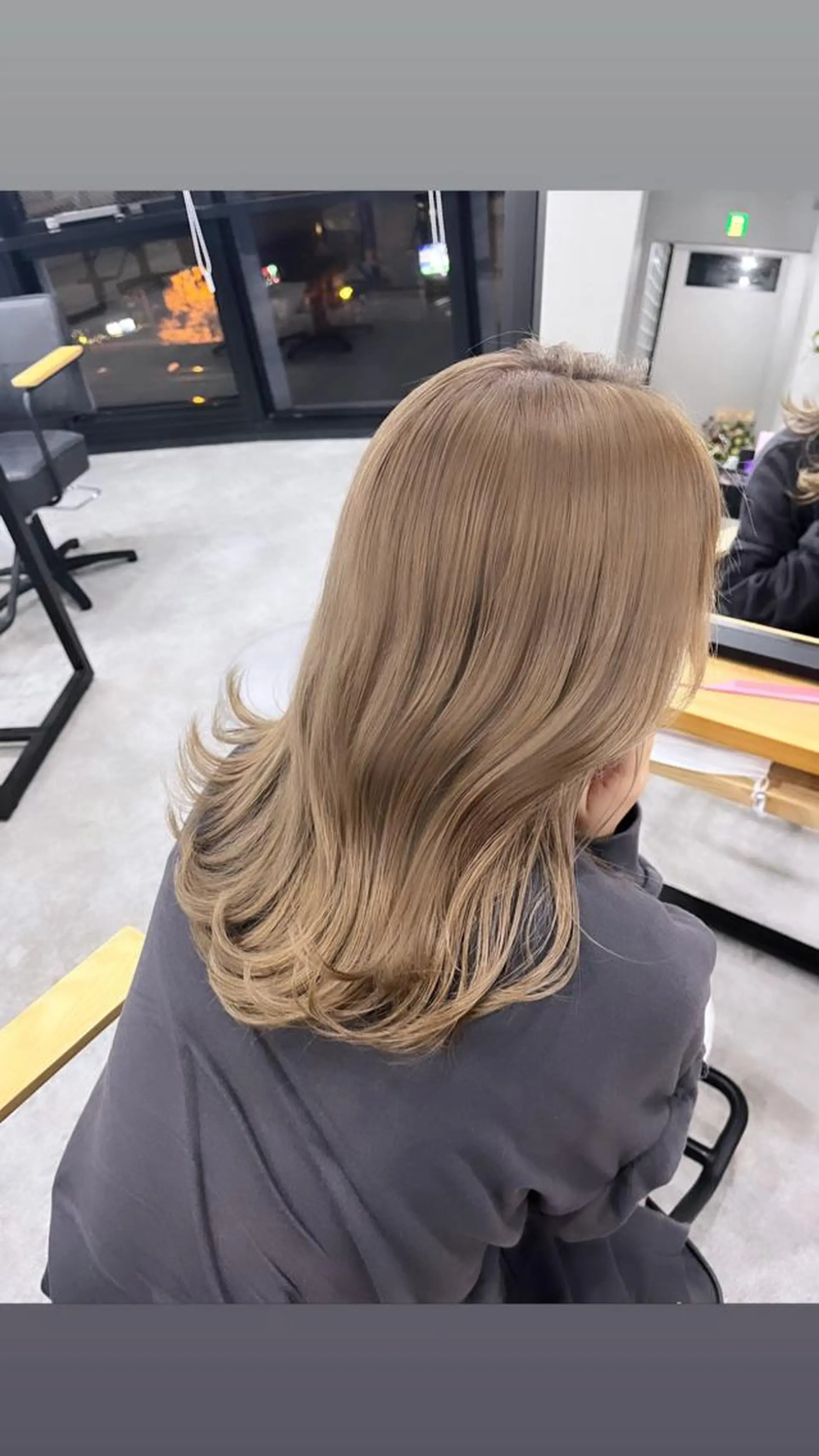 ミディアム 梅田トレンドレイヤー RISA🎀💕のヘアスタイル