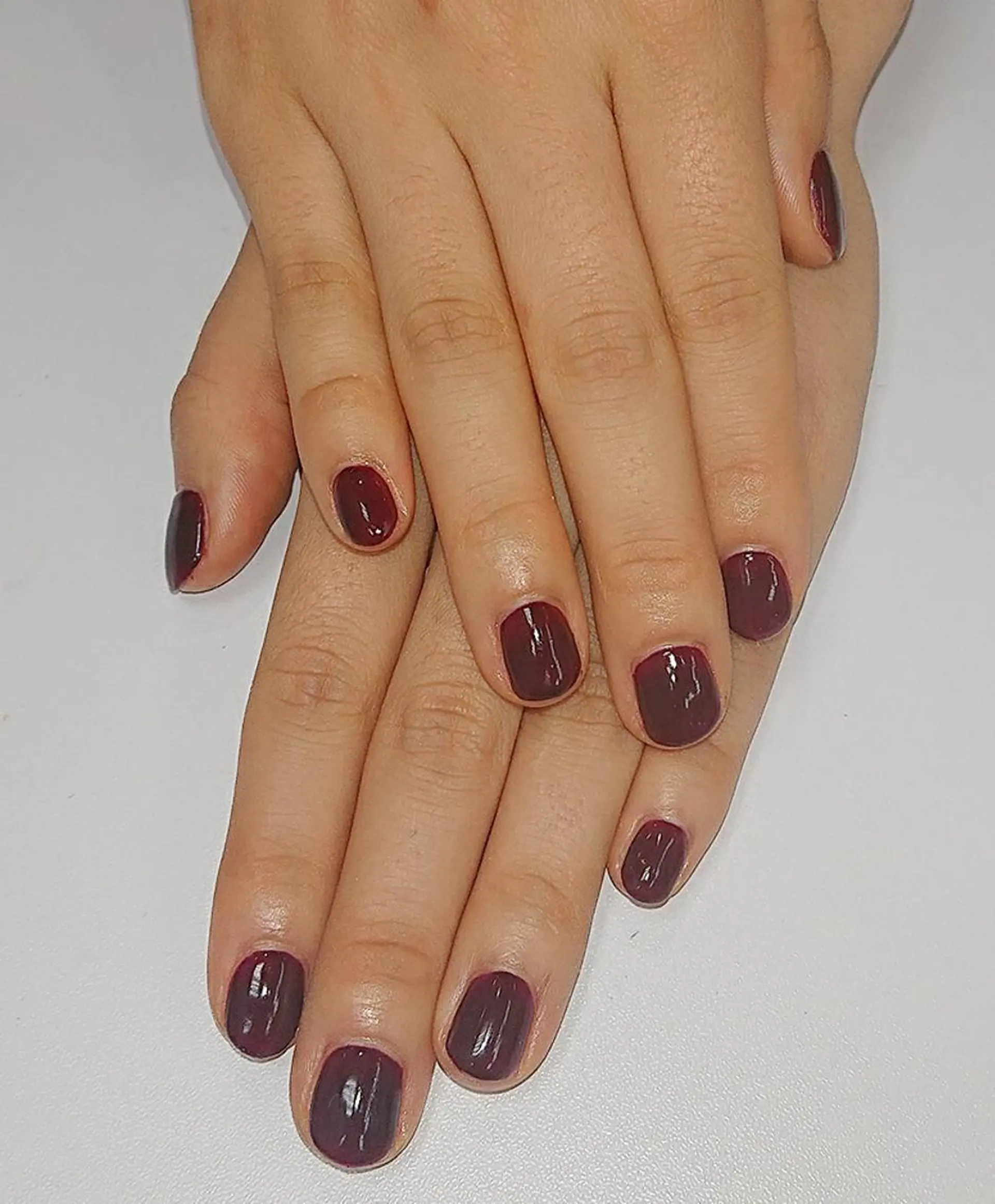 ネイル ボルドー 🍒当日もOK🍒 𝑳𝑼𝑵𝑨花井のネイルデザイン