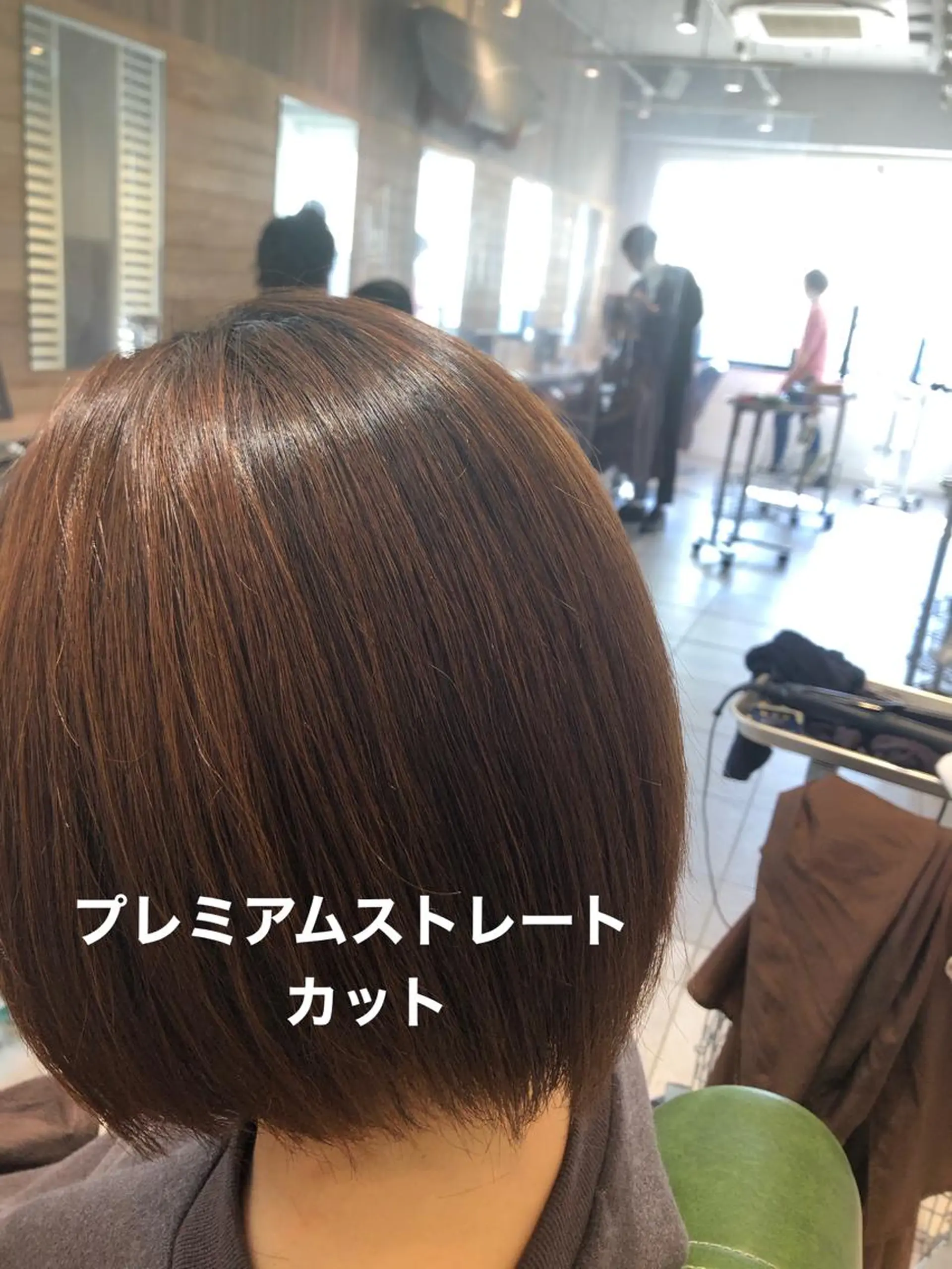 ショート カラー 池田 美紀のヘアスタイル