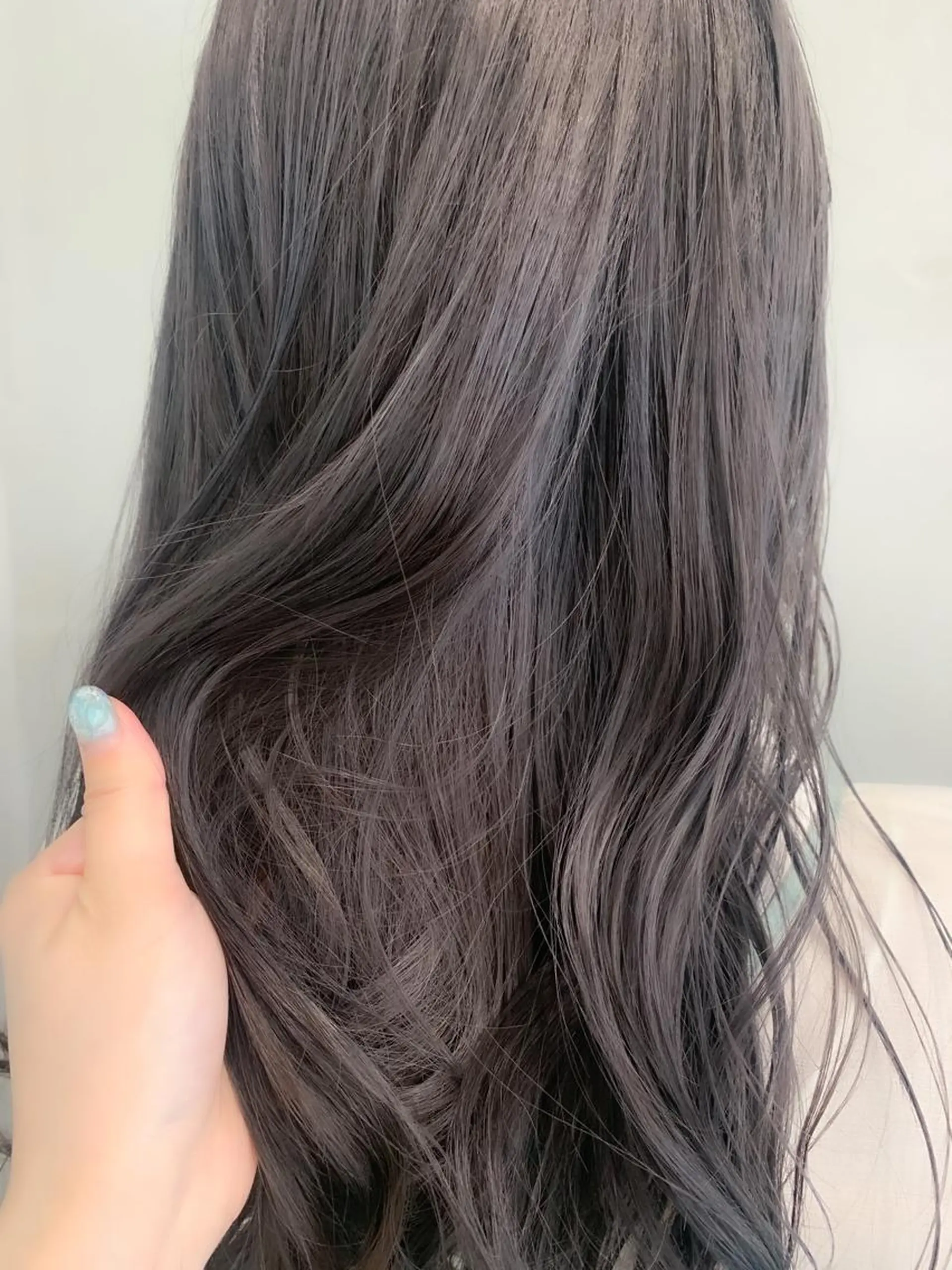 ミディアム カラー ヘアアレンジ アイブロウ ミニボブ/ブリーチ 🌈MISATOのヘアスタイル