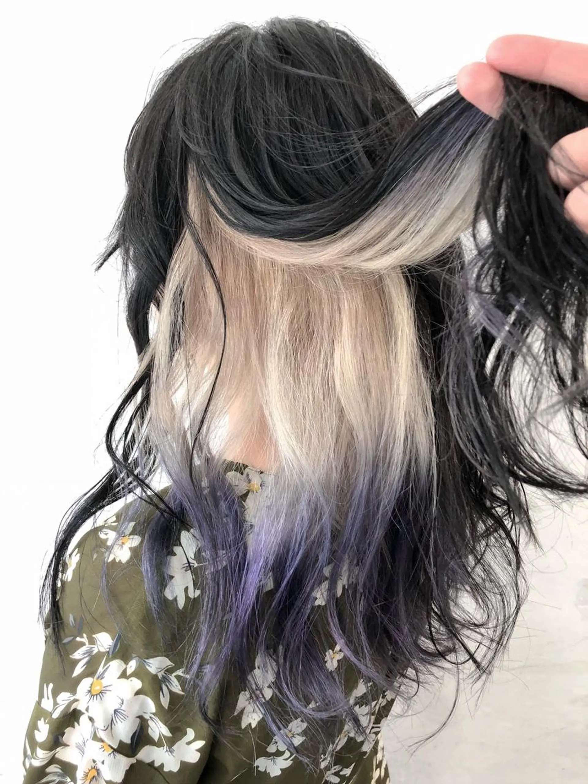 ロング カラー ハイトーンカラー ⭐️NAZUNAのヘアスタイル