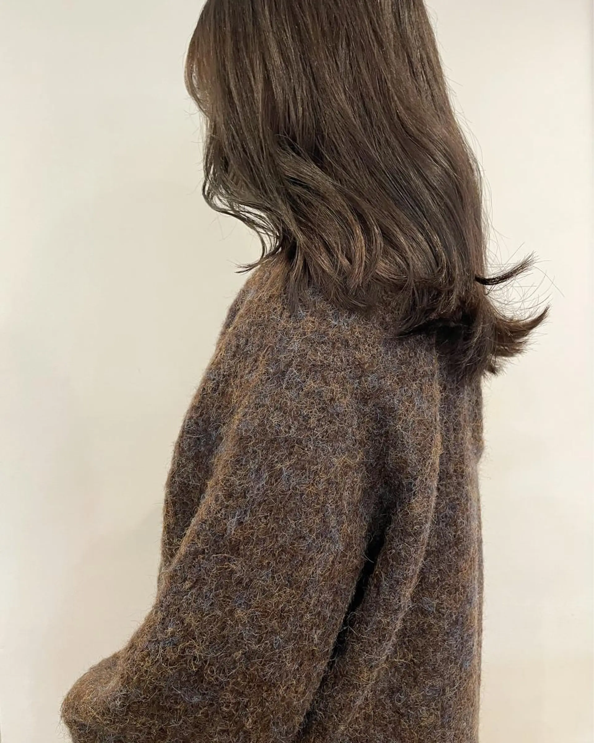 ミディアム カラー 佐藤 永夏のヘアスタイル