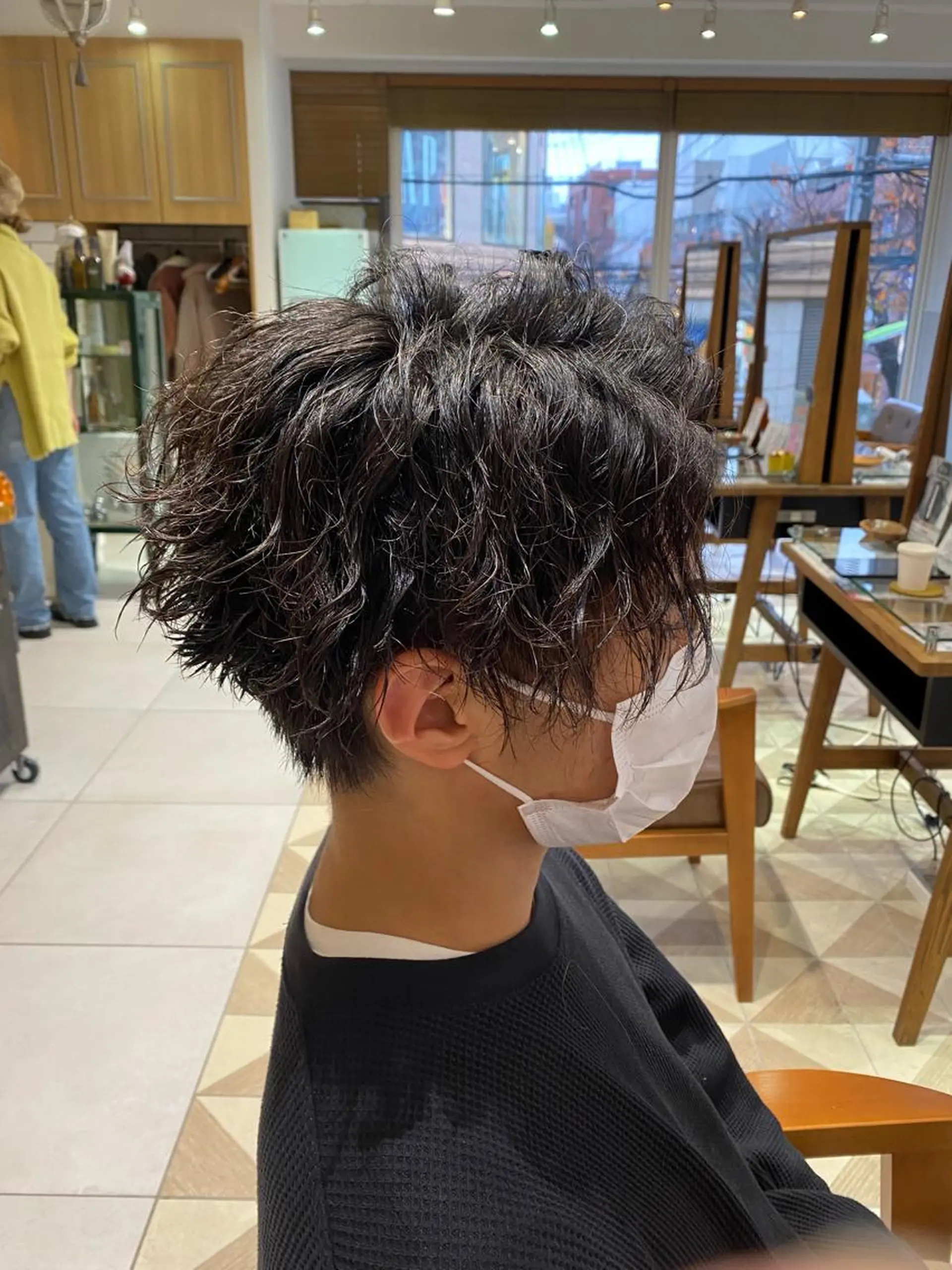 ショート カラー パーマ ヘアアレンジ メンズ カット パーマ メンズパーマの巨匠 鈴木純のヘアスタイル