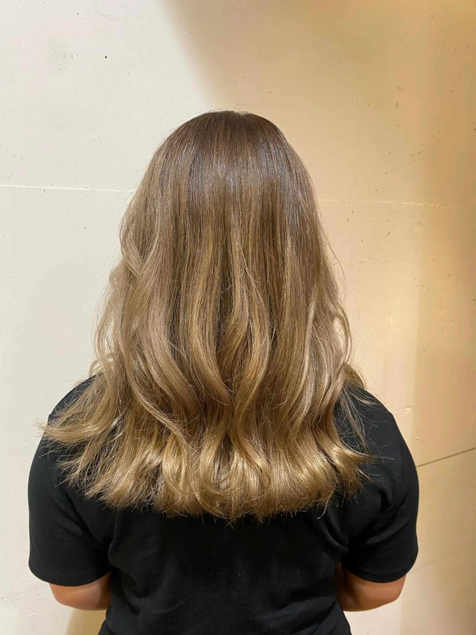 セミロング カラー ヘアアレンジ グラデーションカラー miyu カットモデル募集中のヘアスタイル