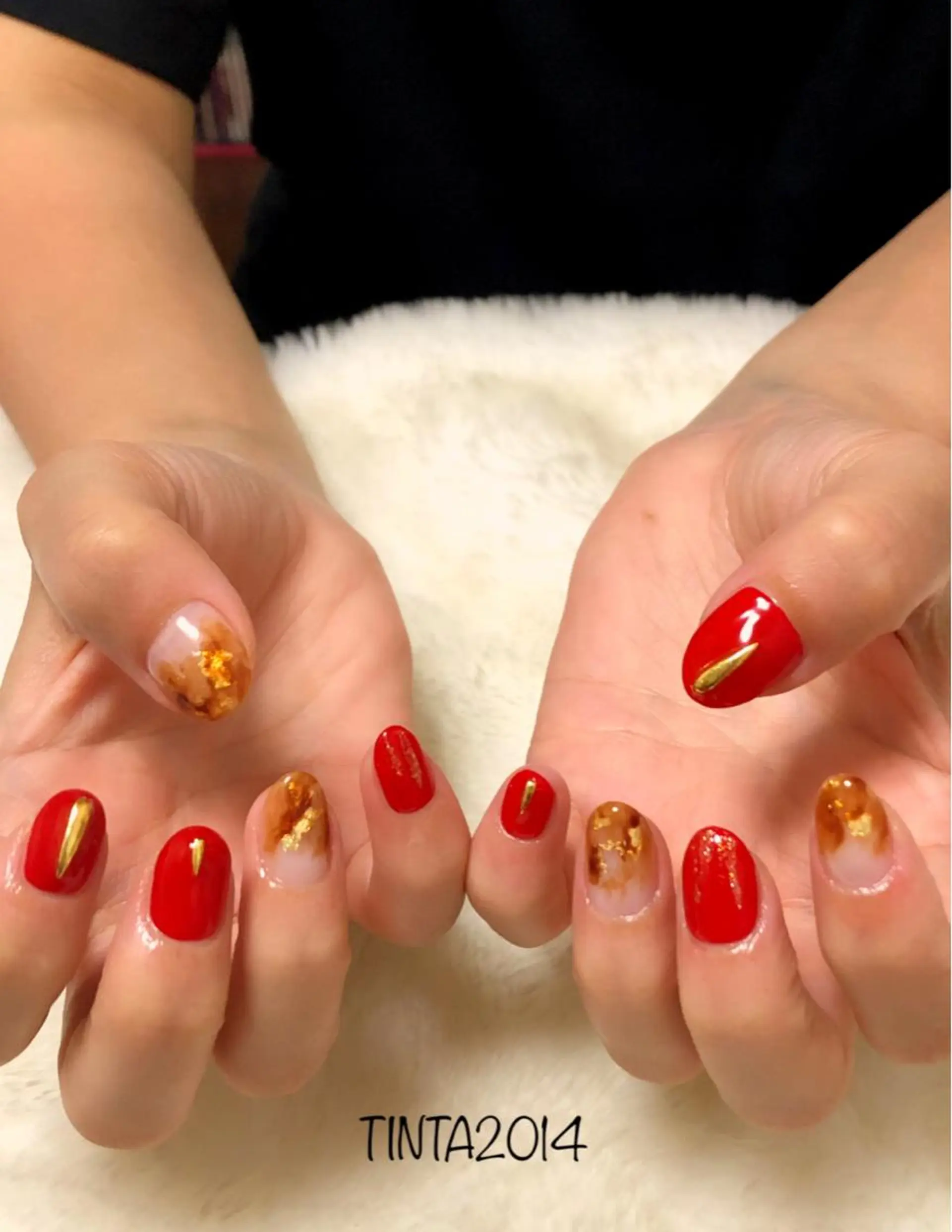 ネイル ニュアンスネイル 赤色 ネイルサロン ティンタ所属・馬場 典子のネイルデザイン