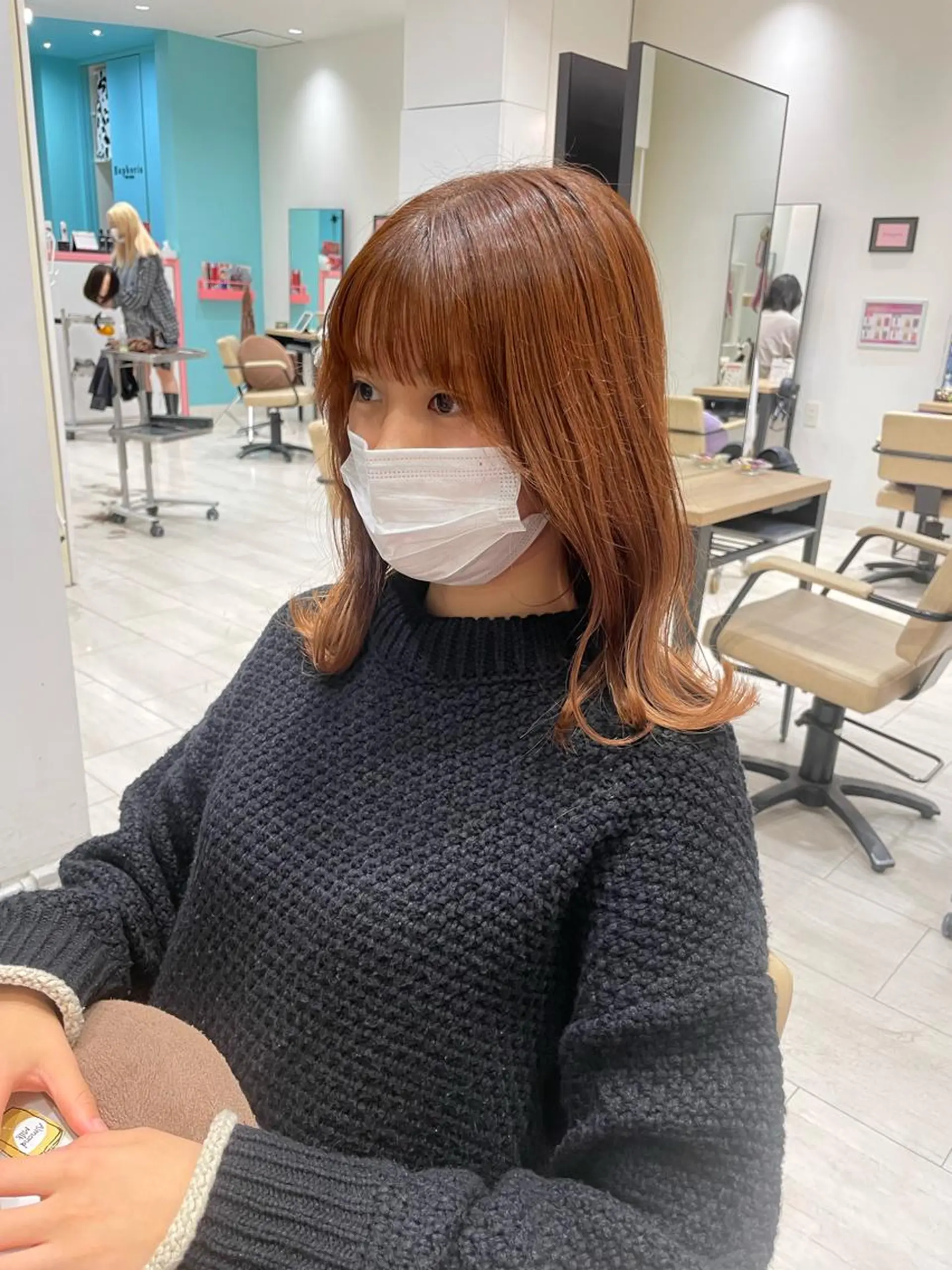 ミディアム カラー ブラウンカラー オレンジ オレンジブラウン ハッシュカット レイヤー池袋のヘアスタイル