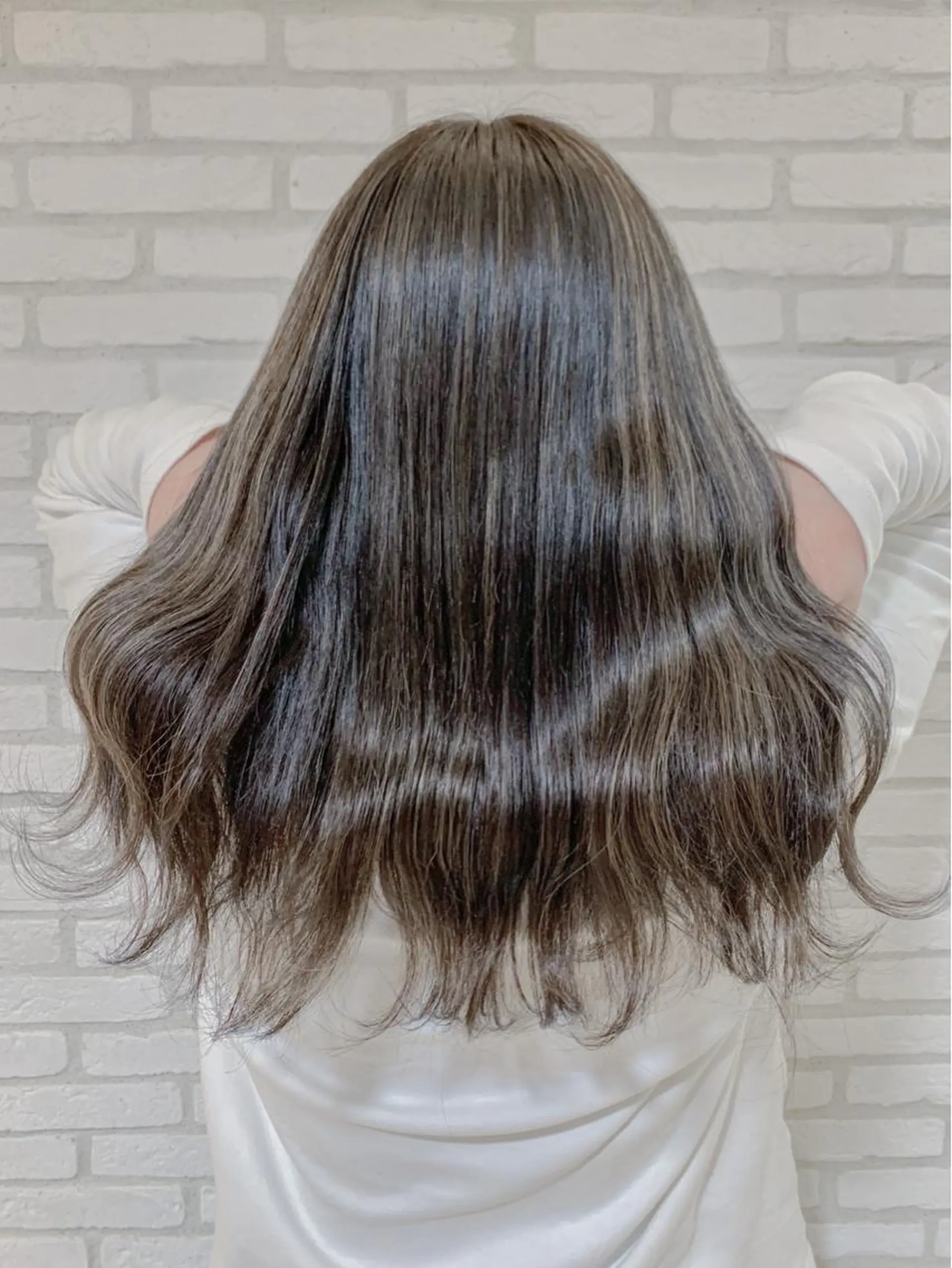 セミロング カラー ヘアアレンジ ヘアカラー トリートメント yuka .のヘアスタイル