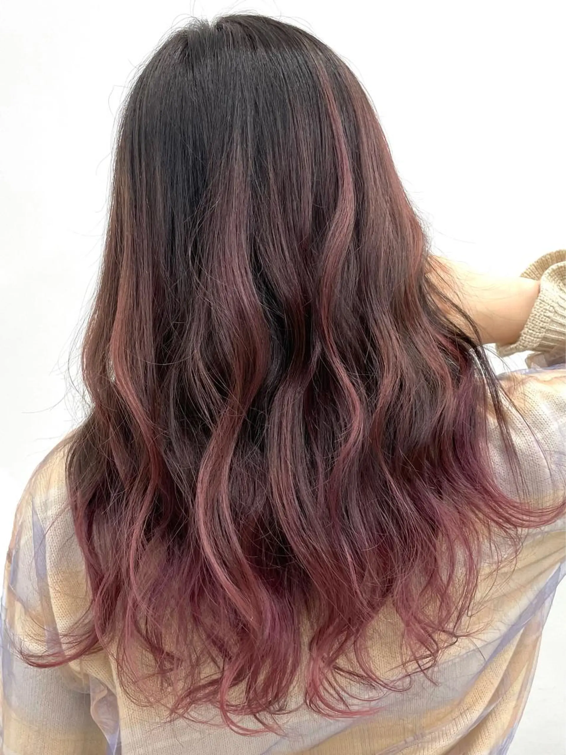 セミロング カラー バレイヤージュ レイヤーカット 🦄インナーカラー 🦄貫井彩花のヘアスタイル