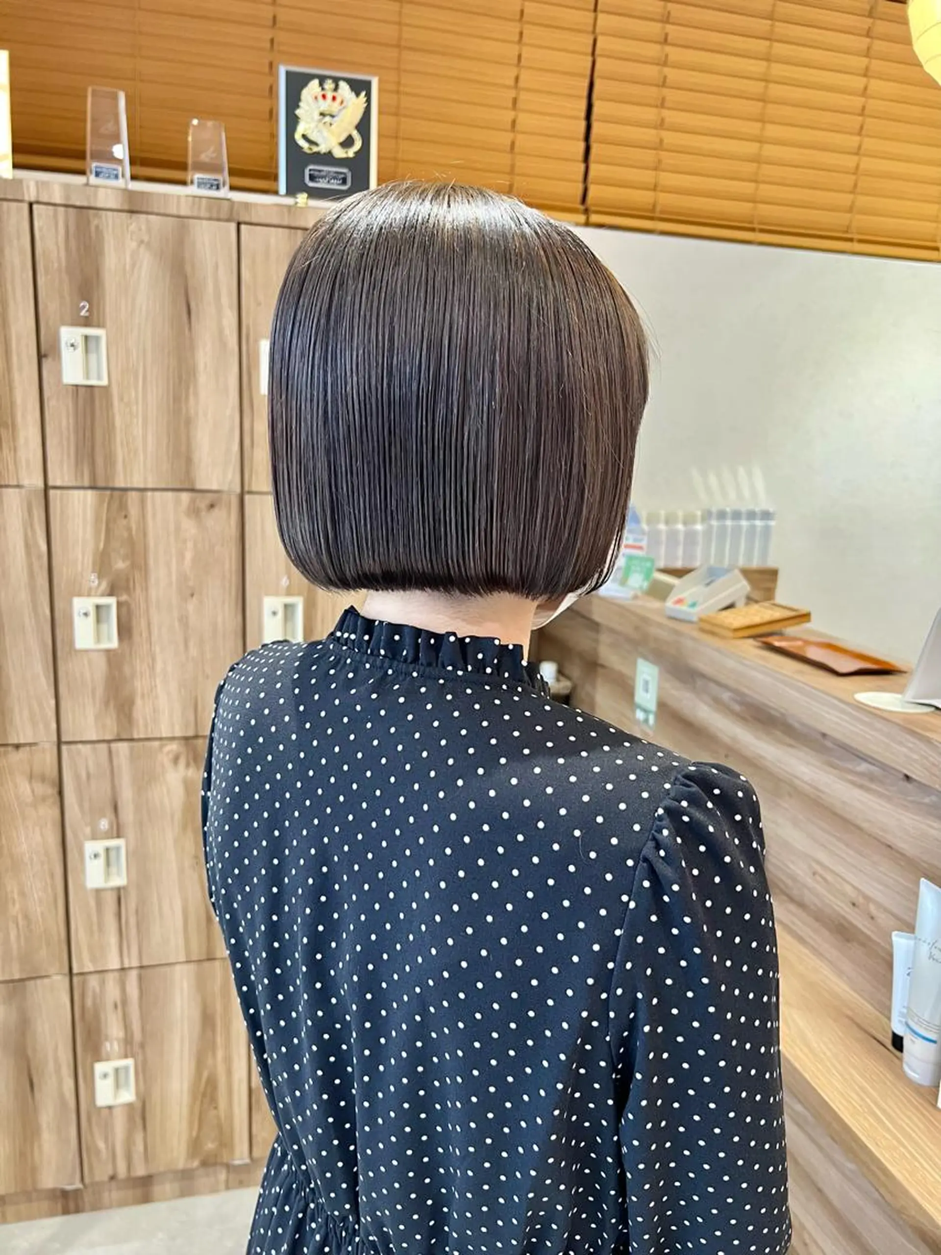 ショート ボブ Oasisgarden所属・レイヤー/ブリーチ MOMOのヘアスタイル