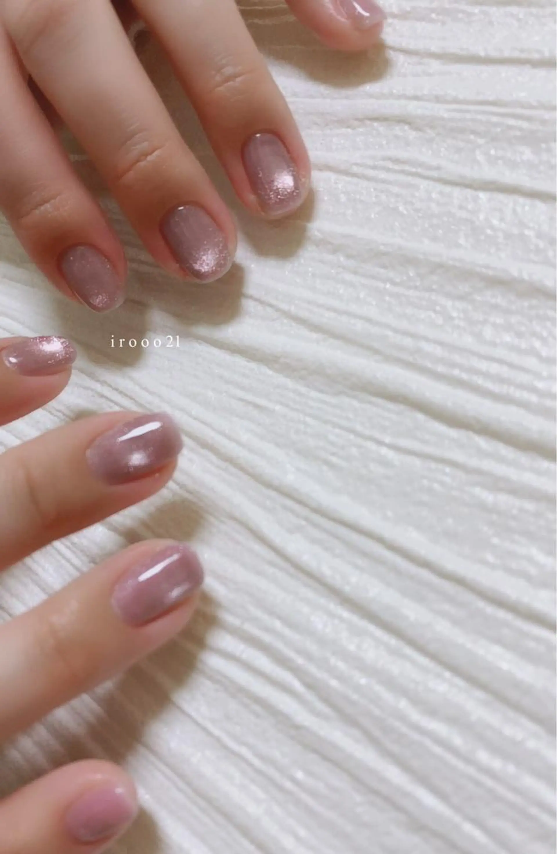 ネイル 氷ネイル・うるうるネイル マグネットネイル ハンドネイル irooo 21のネイルデザイン