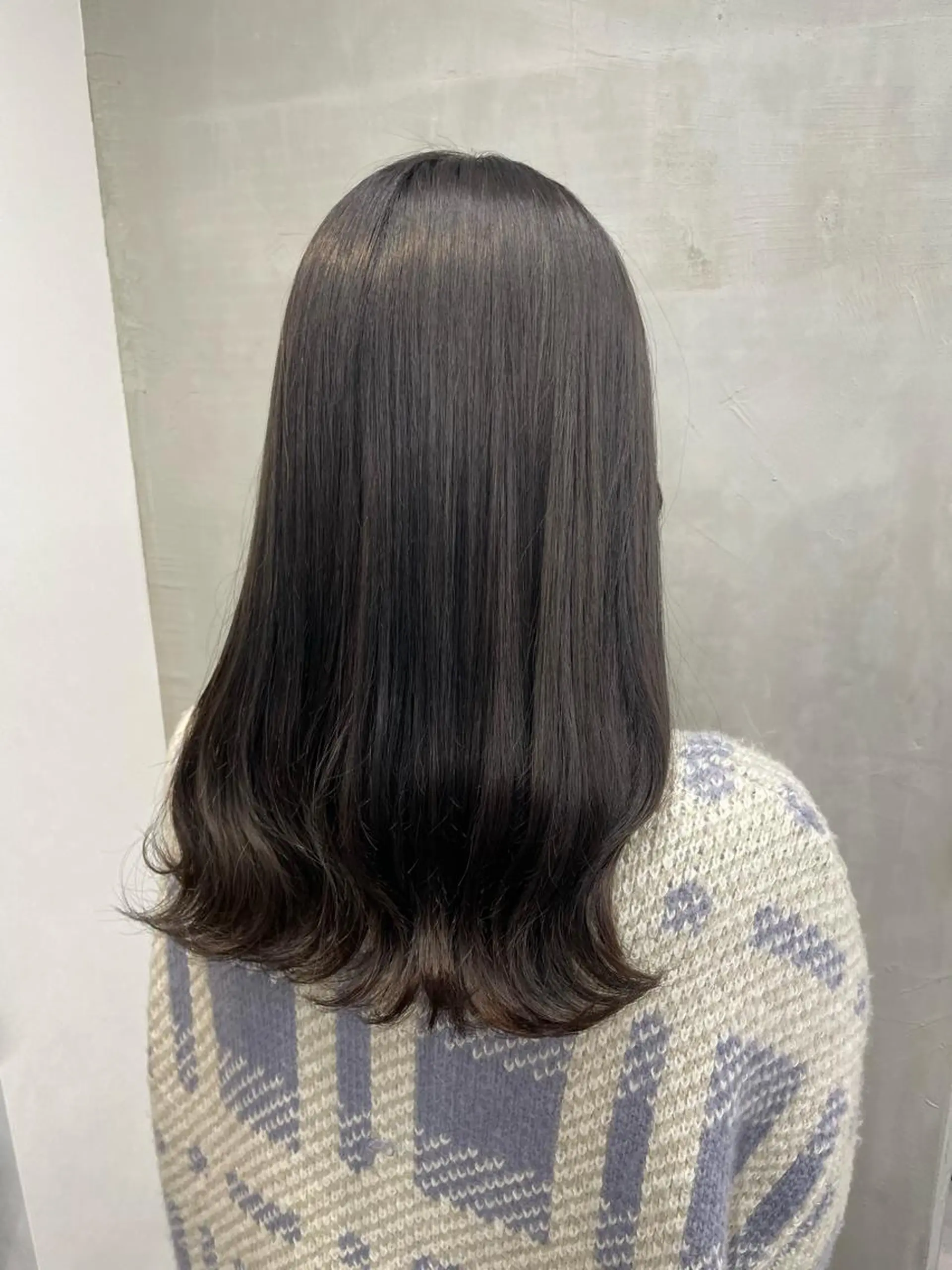 セミロング カラー 透明感カラー カット ヘアカラー トリートメント 髪質改善🌱 高橋みなみのヘアスタイル