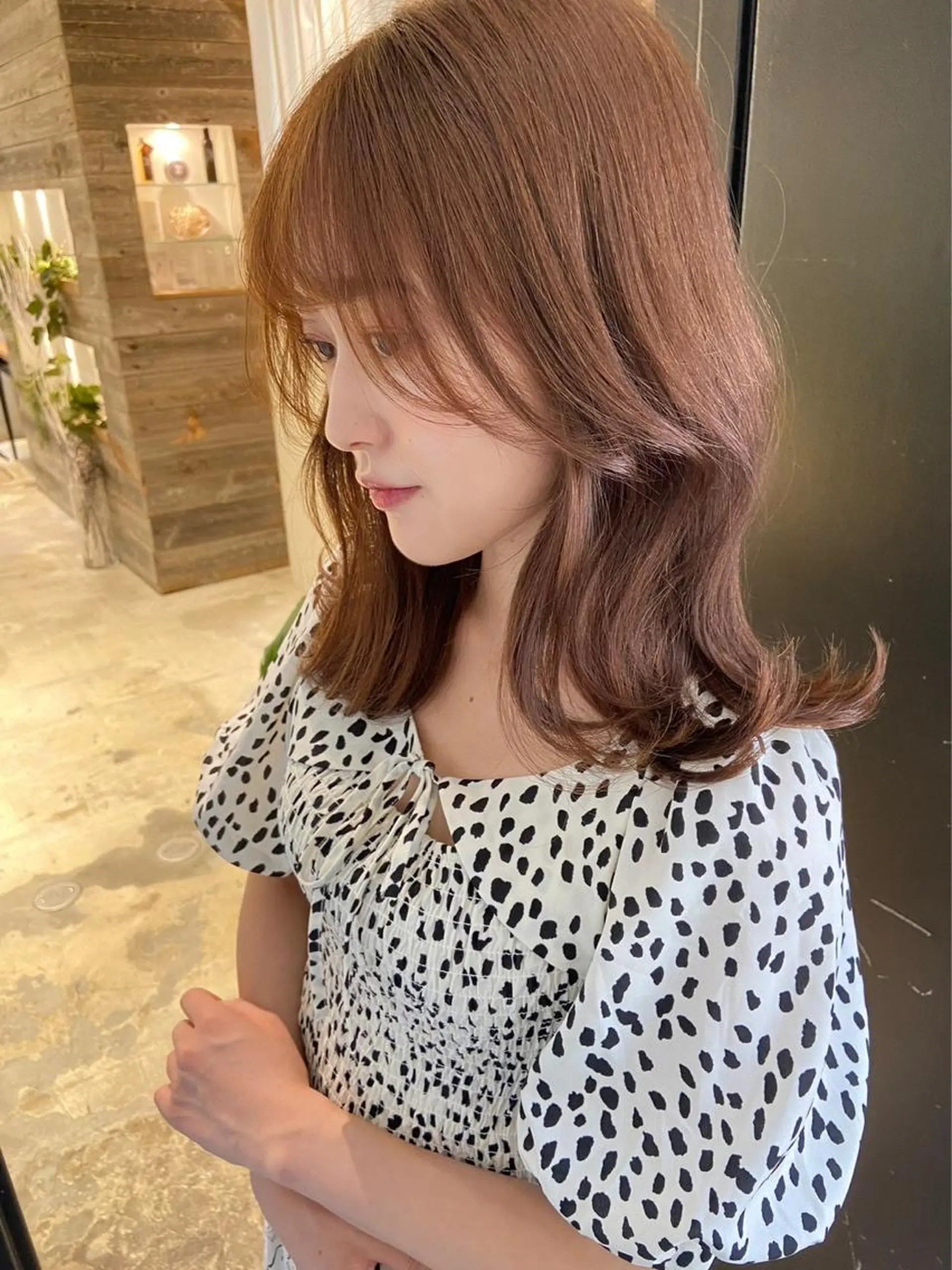 ミディアム 女性らしいモテヘア 韓国ヘアhikariのヘアスタイル