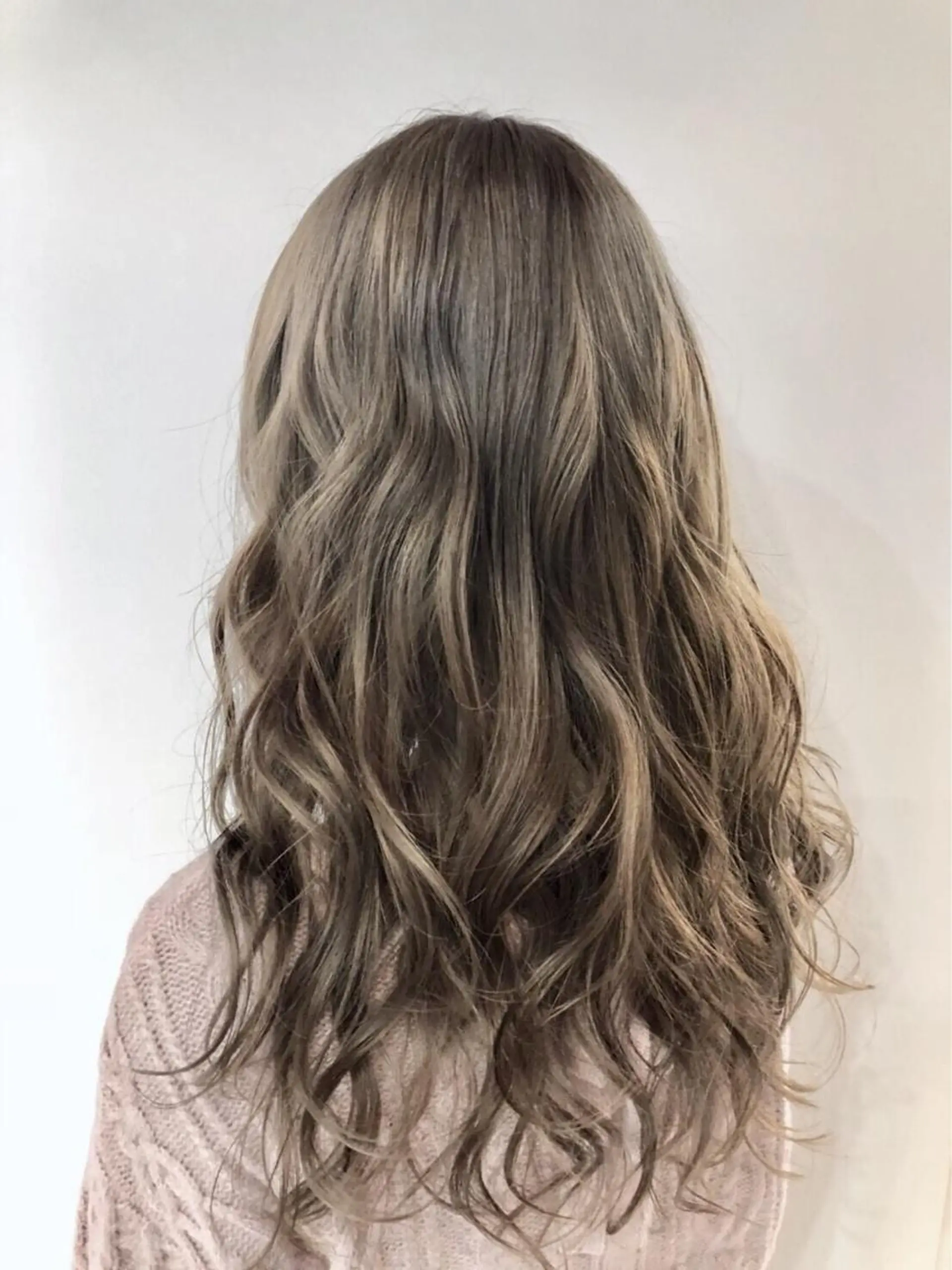 ロング カラー グレージュ 女性リピ90%🍨 🩷佐藤みずきのヘアスタイル