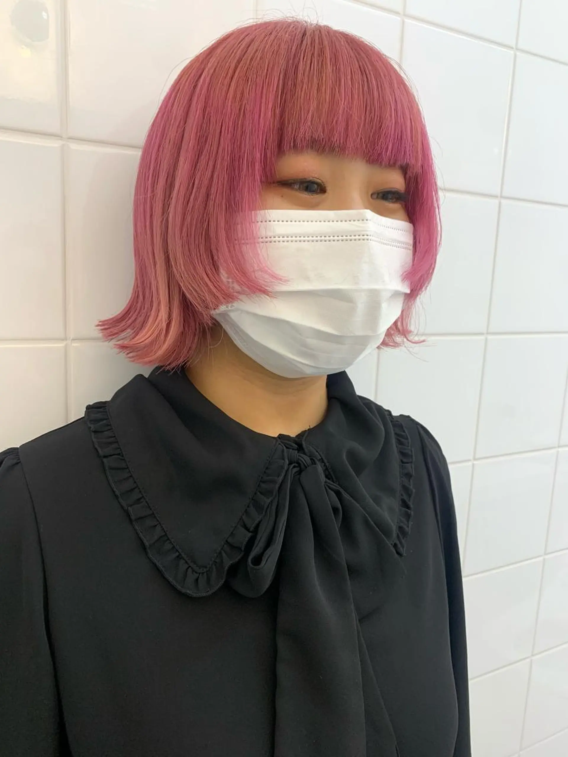 ショート カラー ヘアアレンジ 🧨ブリーチー×ボブ レイヤー💎じゅえるのヘアスタイル