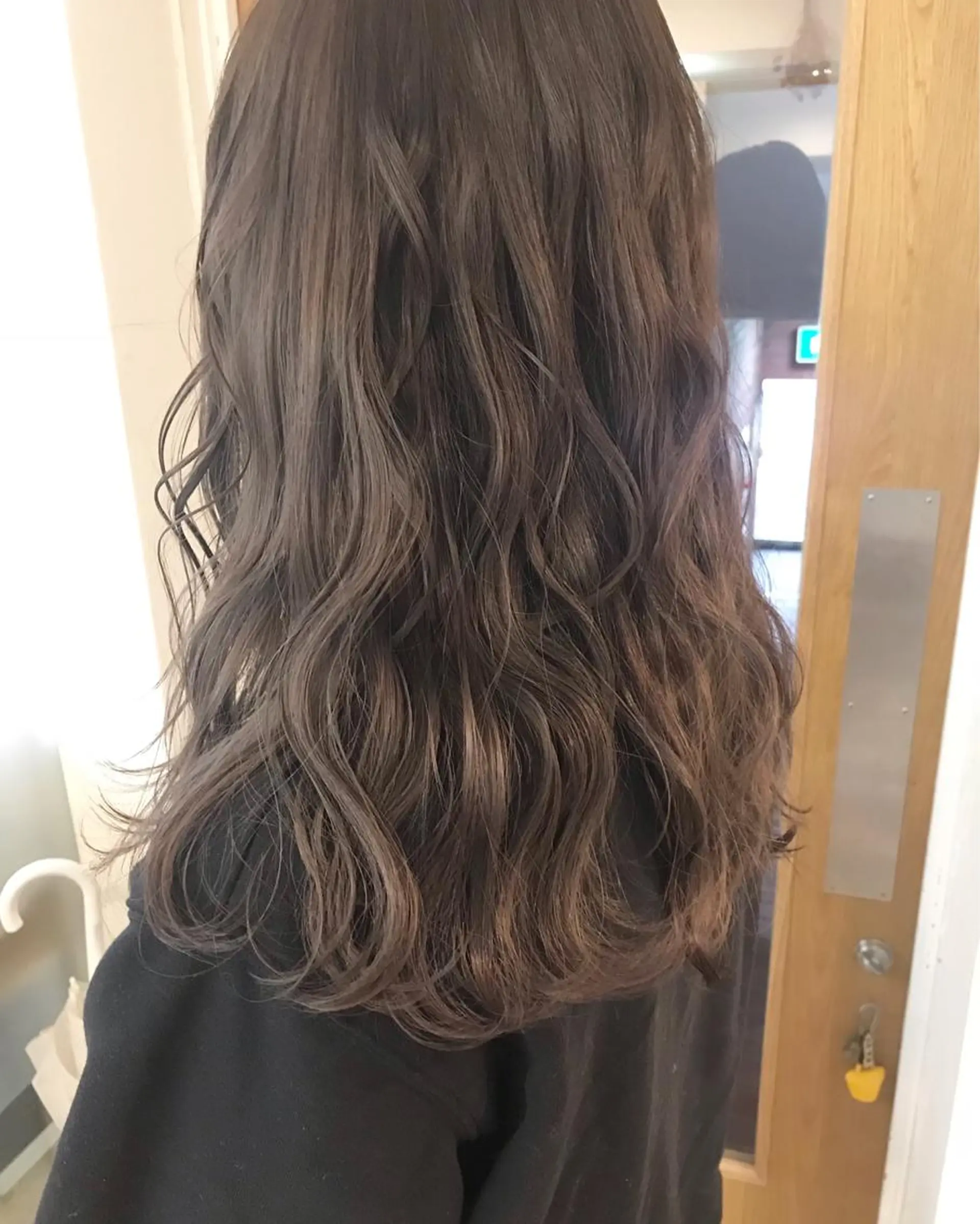 ロング カラー ブリーチ ラベンダーカラー Click所属・クニモトハルナ ボブ/柔らかカラーのヘアスタイル