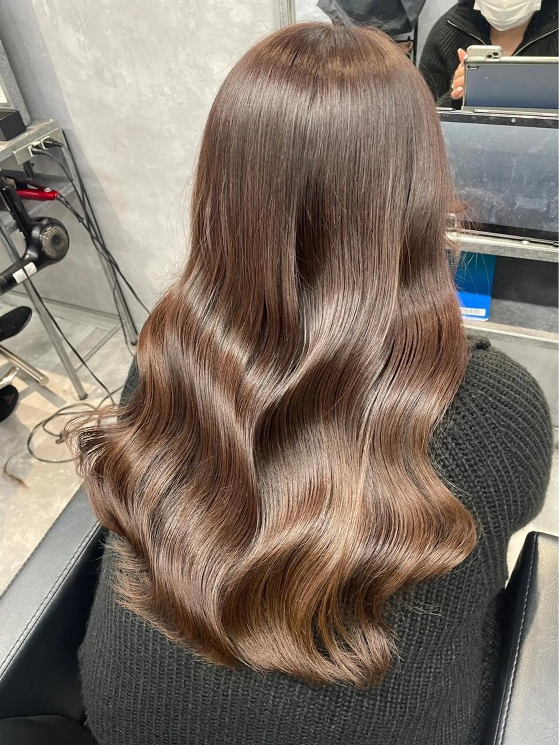 セミロング カラー mimiiy梅田 中崎町ハイトーンのヘアスタイル