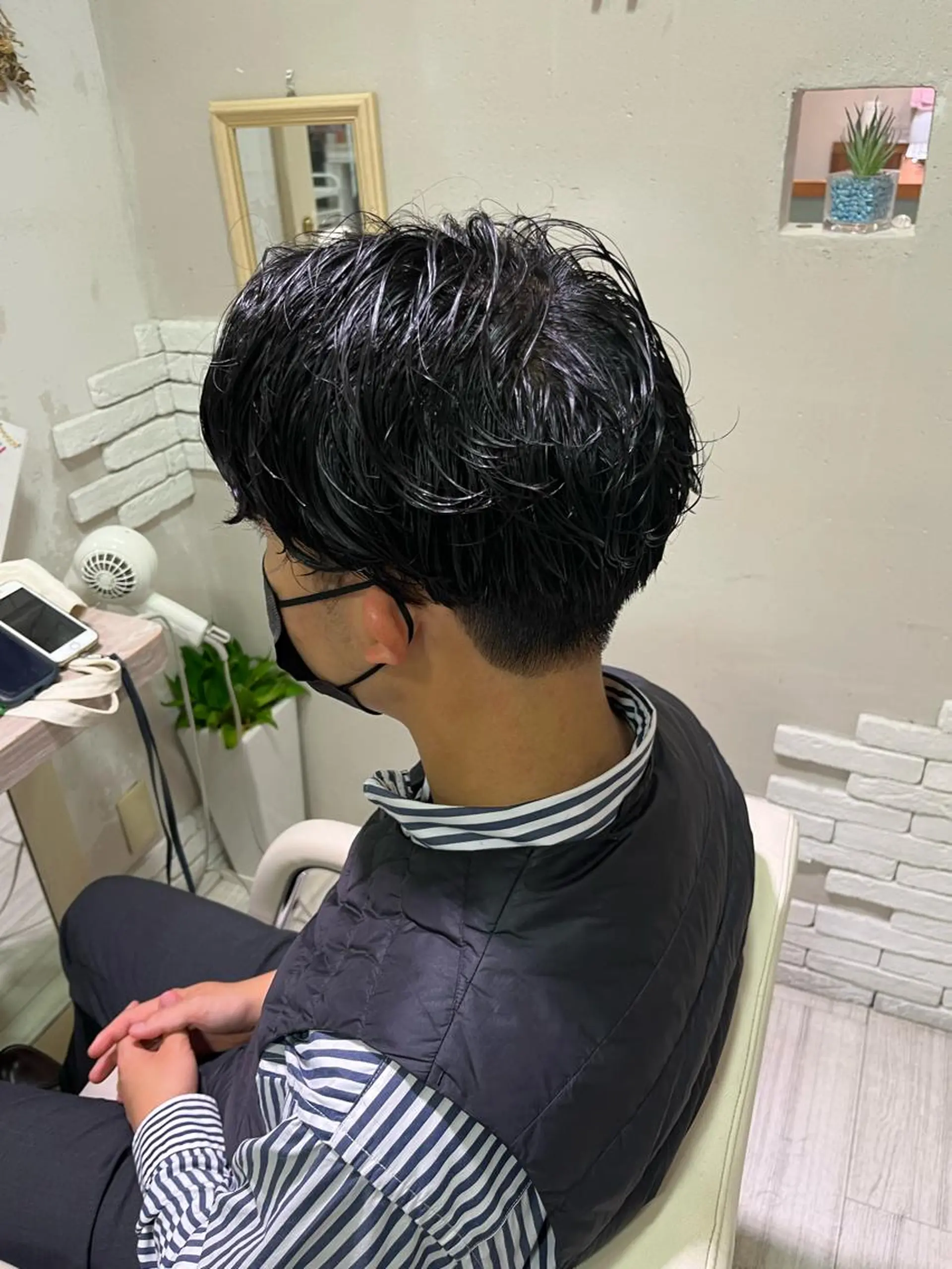 パーマ メンズ センターパート メンズパーマ 坂口 愛のヘアスタイル