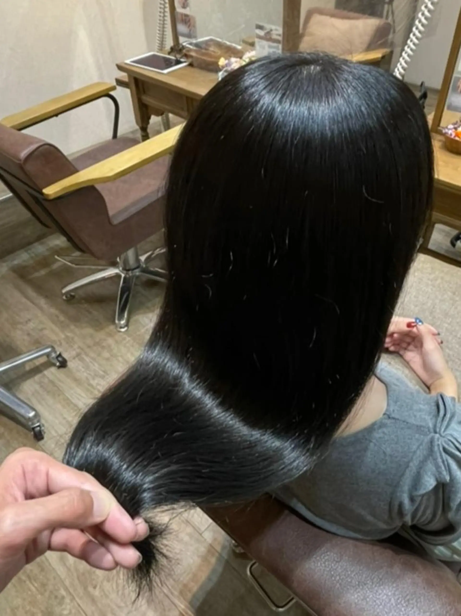 ロング ボブ ハイライト 髪質改善 韓国風ヘア レイヤーカット 初めでも安心🌟 newi町田✂のヘアスタイル