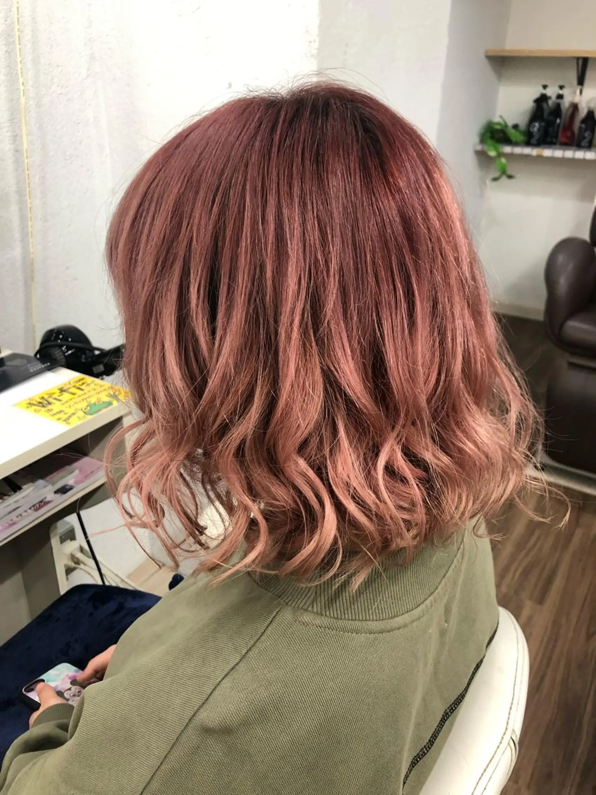 ミディアム カラー GROSS所属・正木 彩音のヘアスタイル