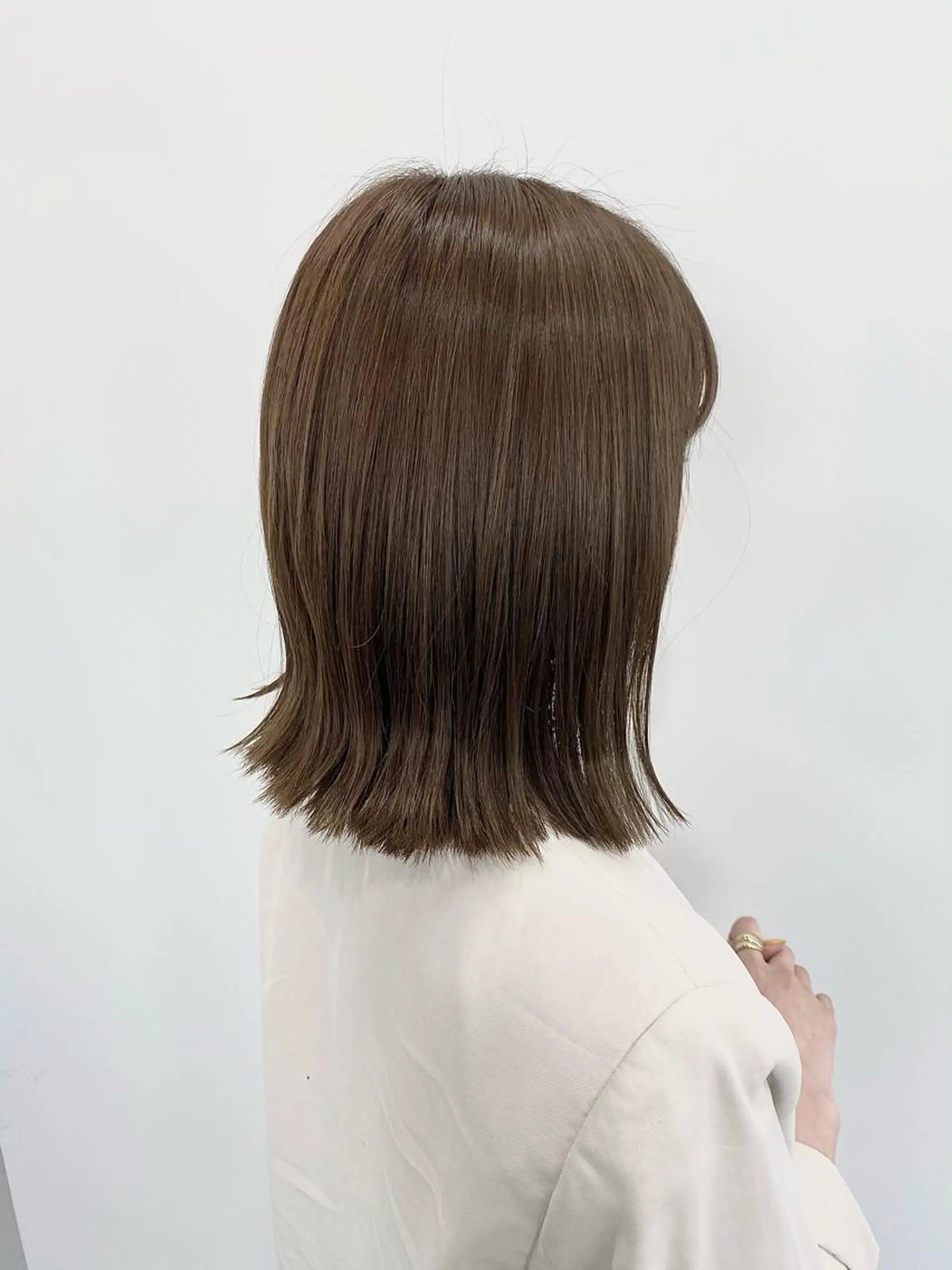 ミディアム カラー カット ヘアカラー トリートメント 三戸 修平のヘアスタイル