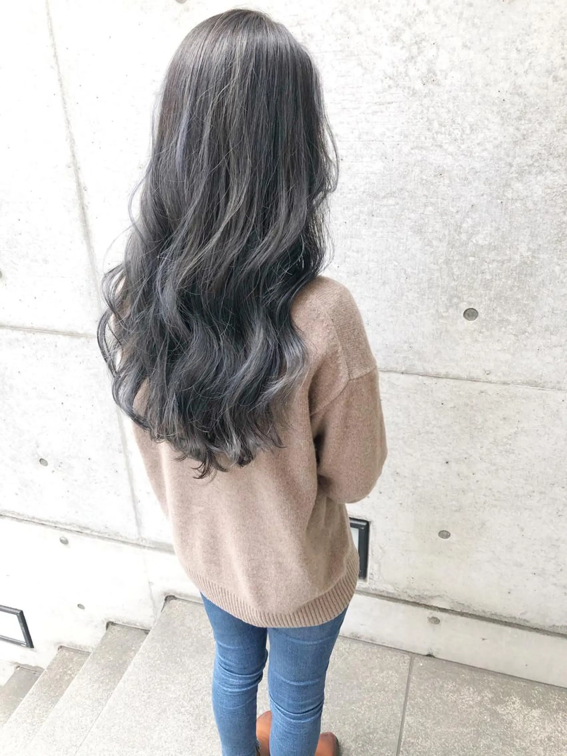 ロング カラー clomus所属・YUKA艶髪 🌸寛ぎ部屋のヘアスタイル