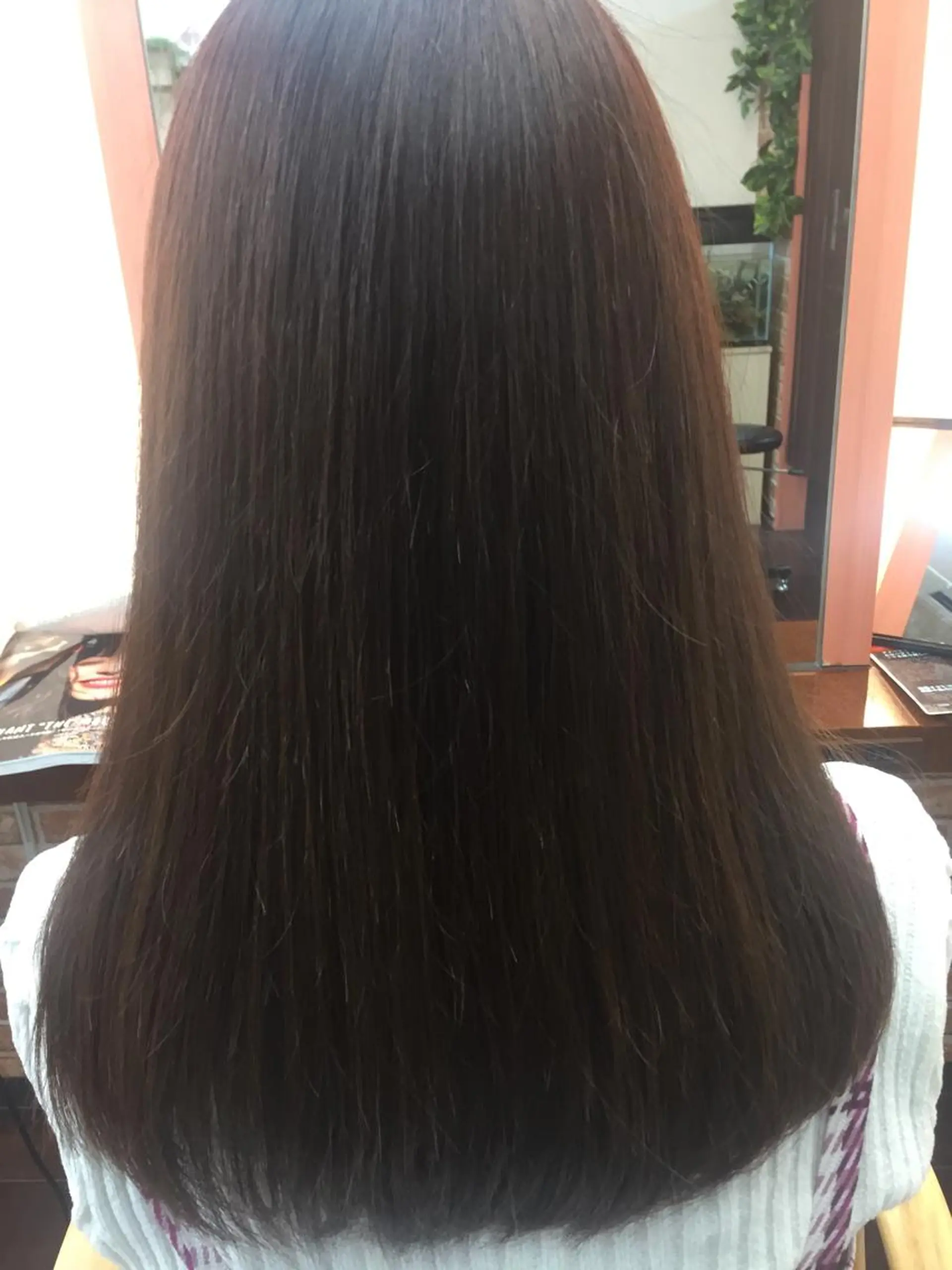 セミロング カラー 桧山 真のヘアスタイル