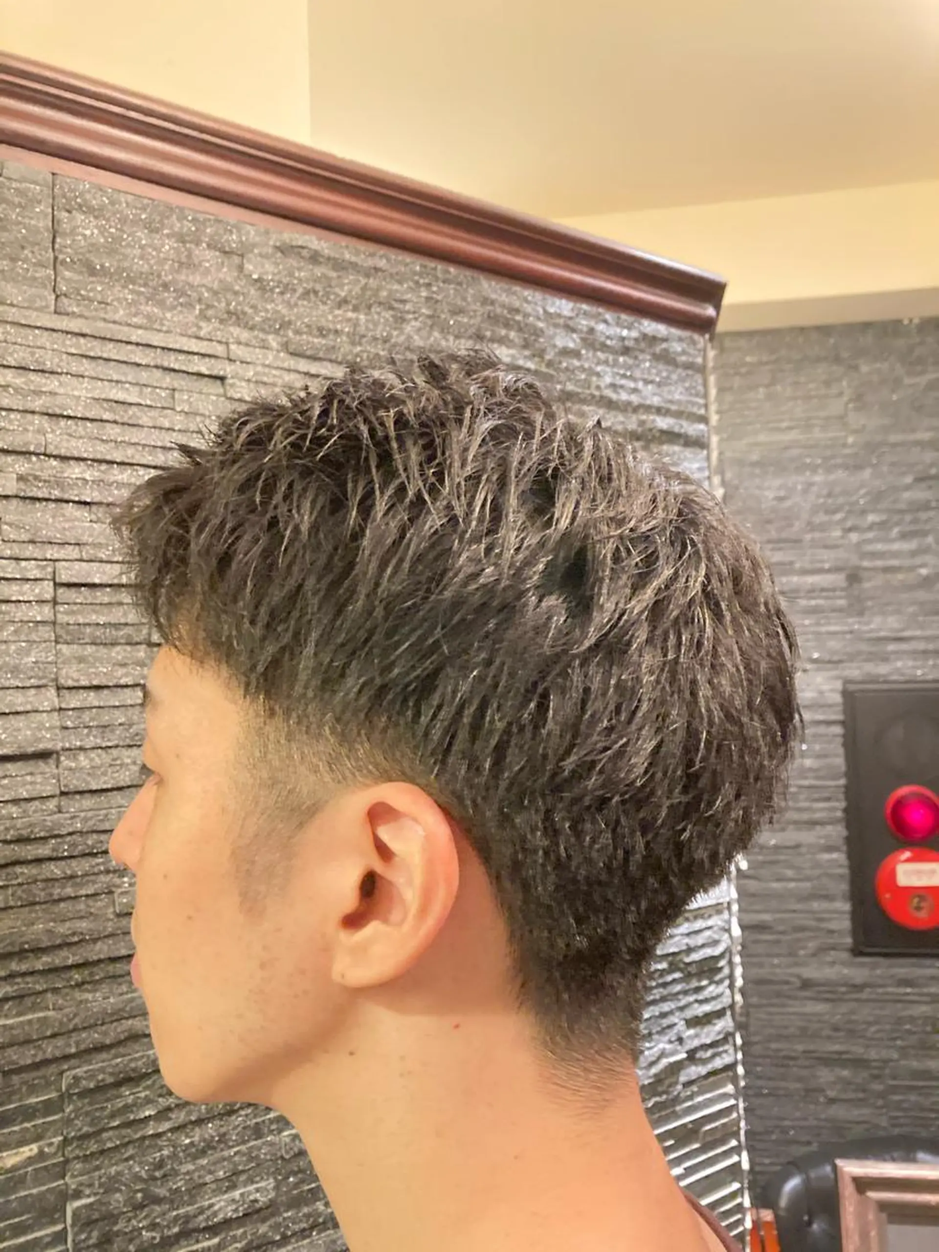 メンズ ヒロ銀座 名駅西口店のヘアスタイル