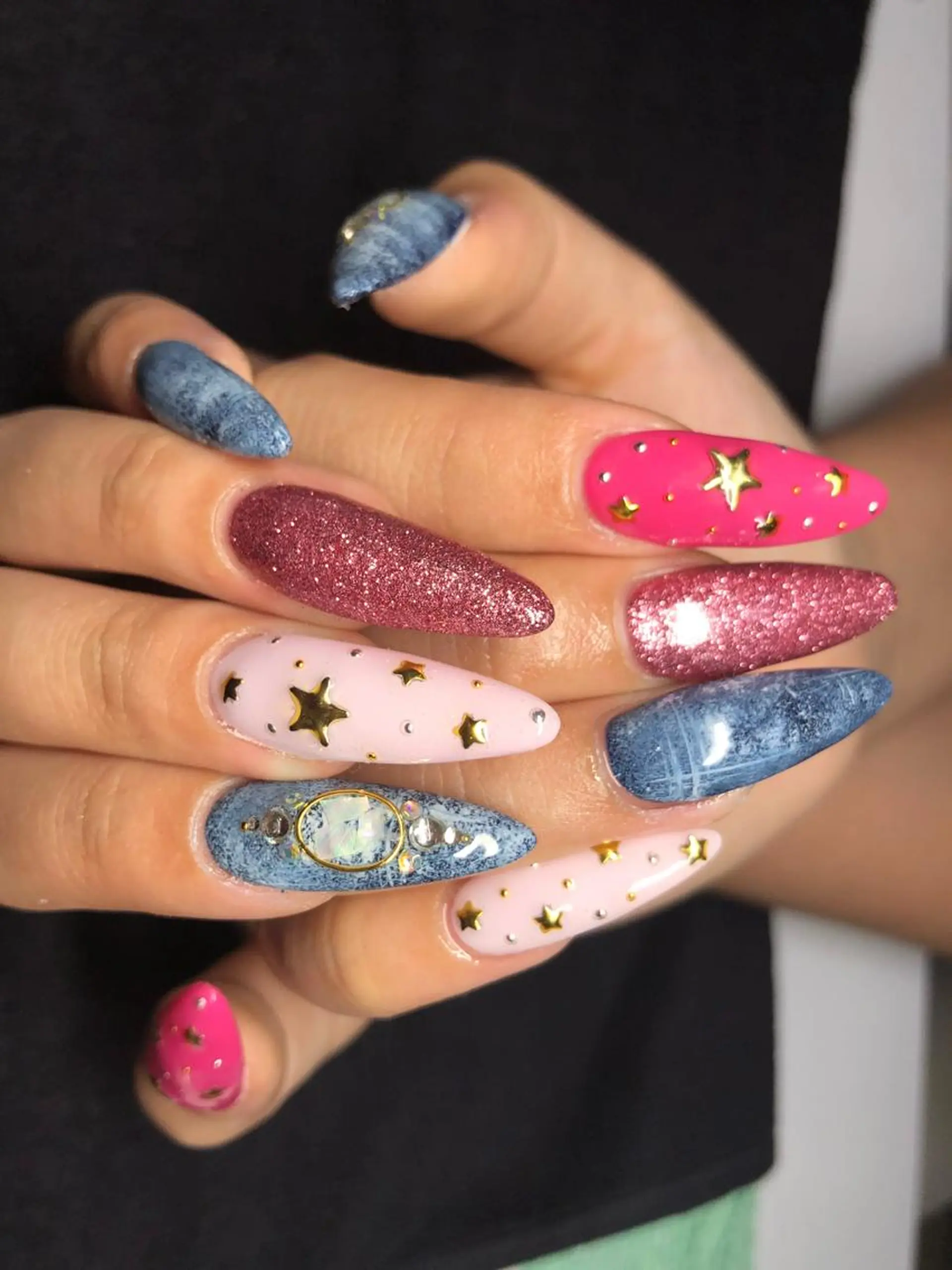 ネイル Li'leaNail AINAのネイルデザイン