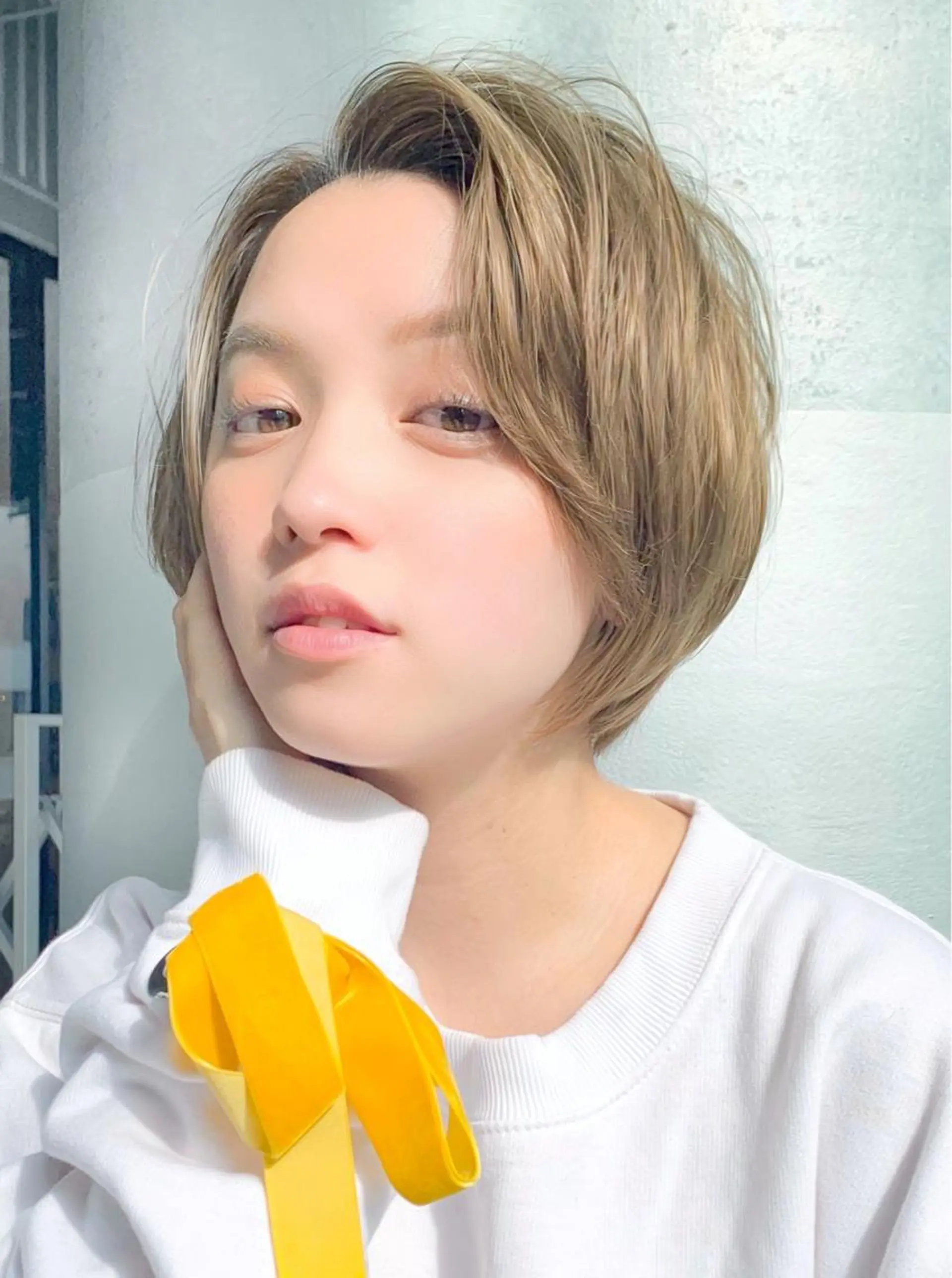 ショート ショートヘア くすみカラー、大場猛のヘアスタイル