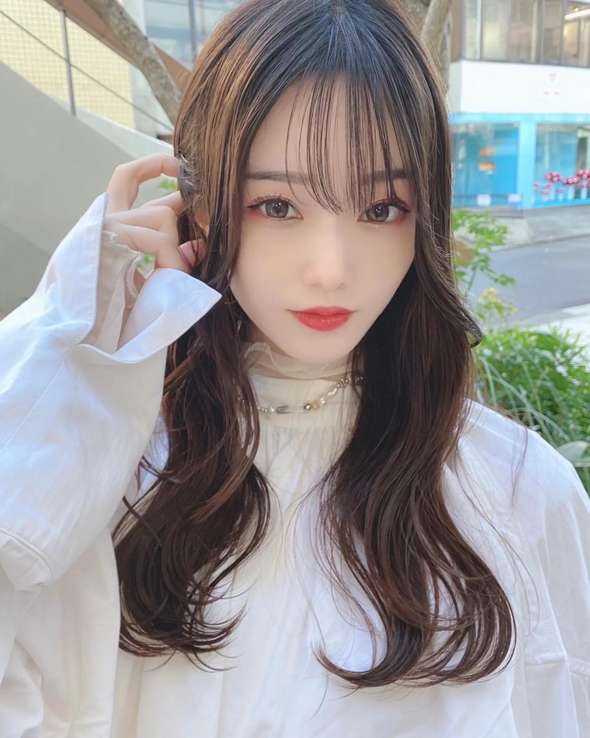 ミディアム カラー ヘアアレンジ ミディアムパーマ ベージュカラー 透明感カラー ハイライトカラー ミルクティーベージュ 韓国/髪質改善💘 櫻井かれんのヘアスタイル