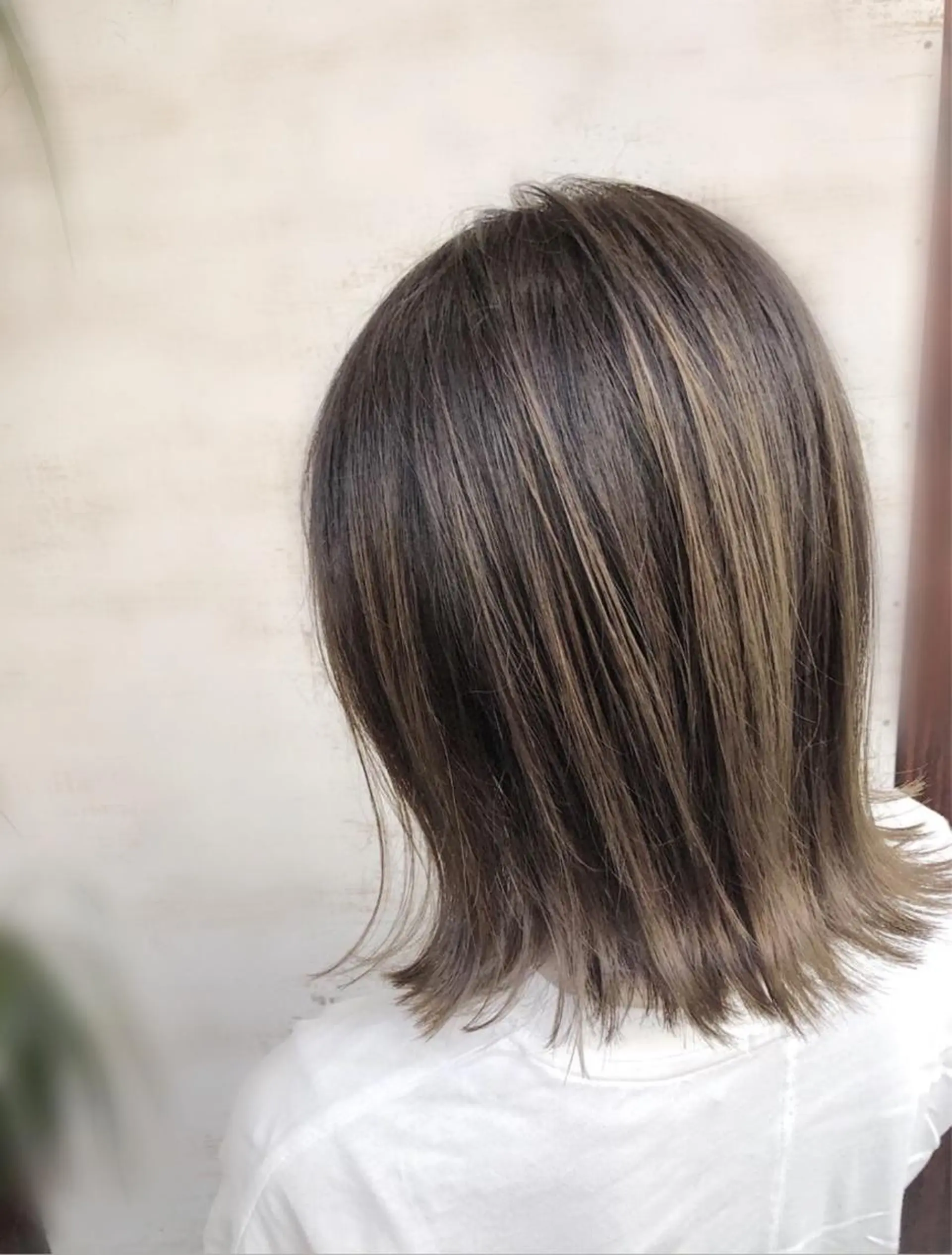 ミディアム カラー バレイヤージュ レイヤーカット ケアブリーチ /髪質 改善/古橋圭史郎のヘアスタイル