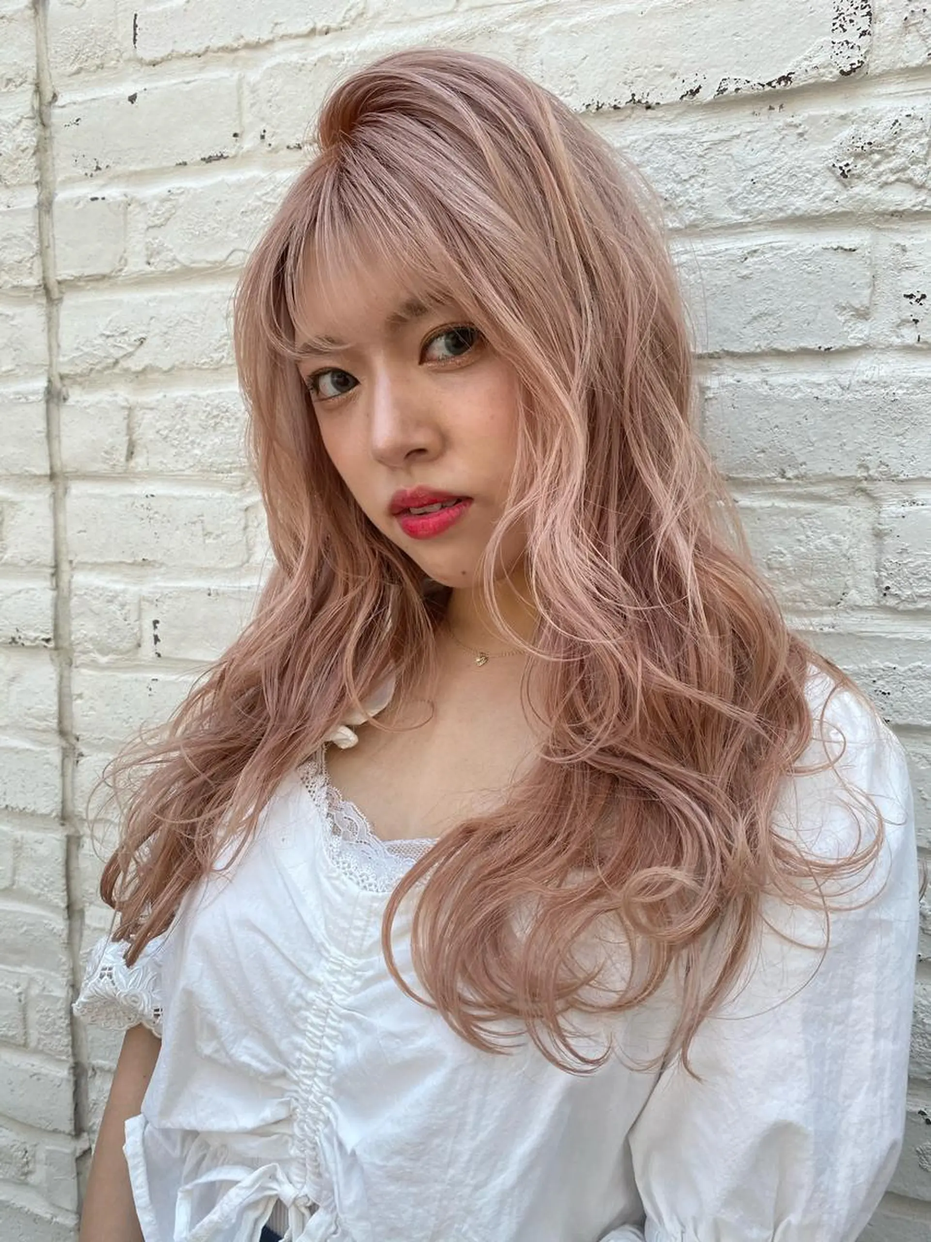 ロング カラー カット ヘアカラー トリートメント ヘアセット ☘️ブリーチ/ハイト ーン/レイヤー/のヘアスタイル